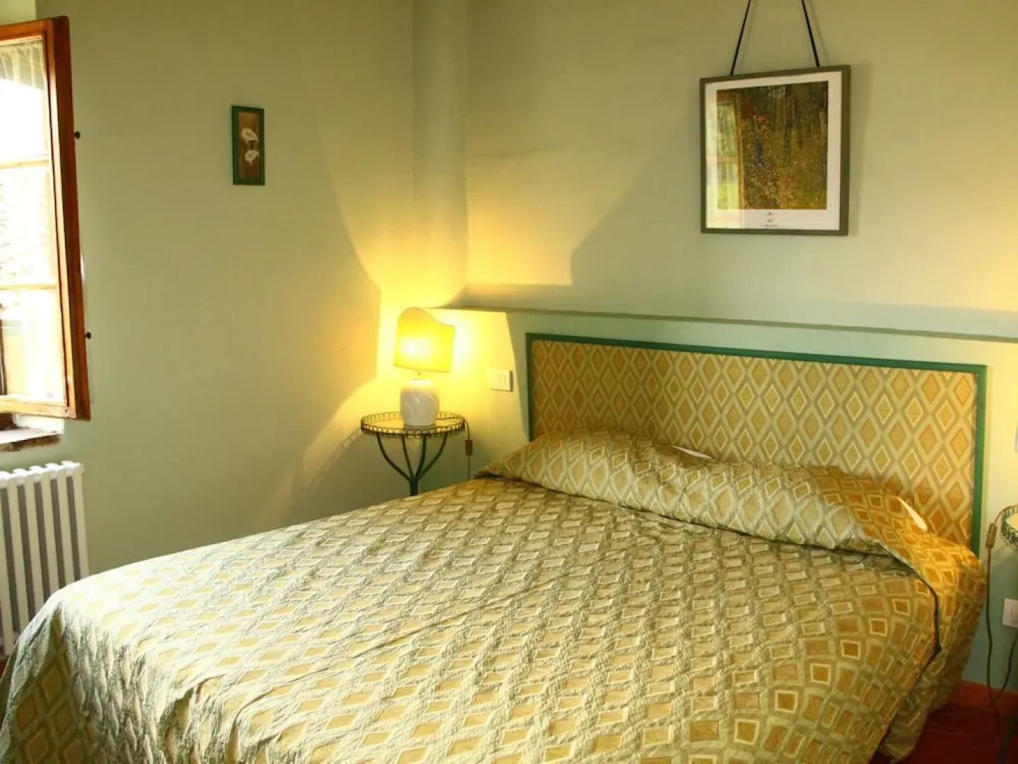 Idyllic Tuscan Hideaway With Pool and spa