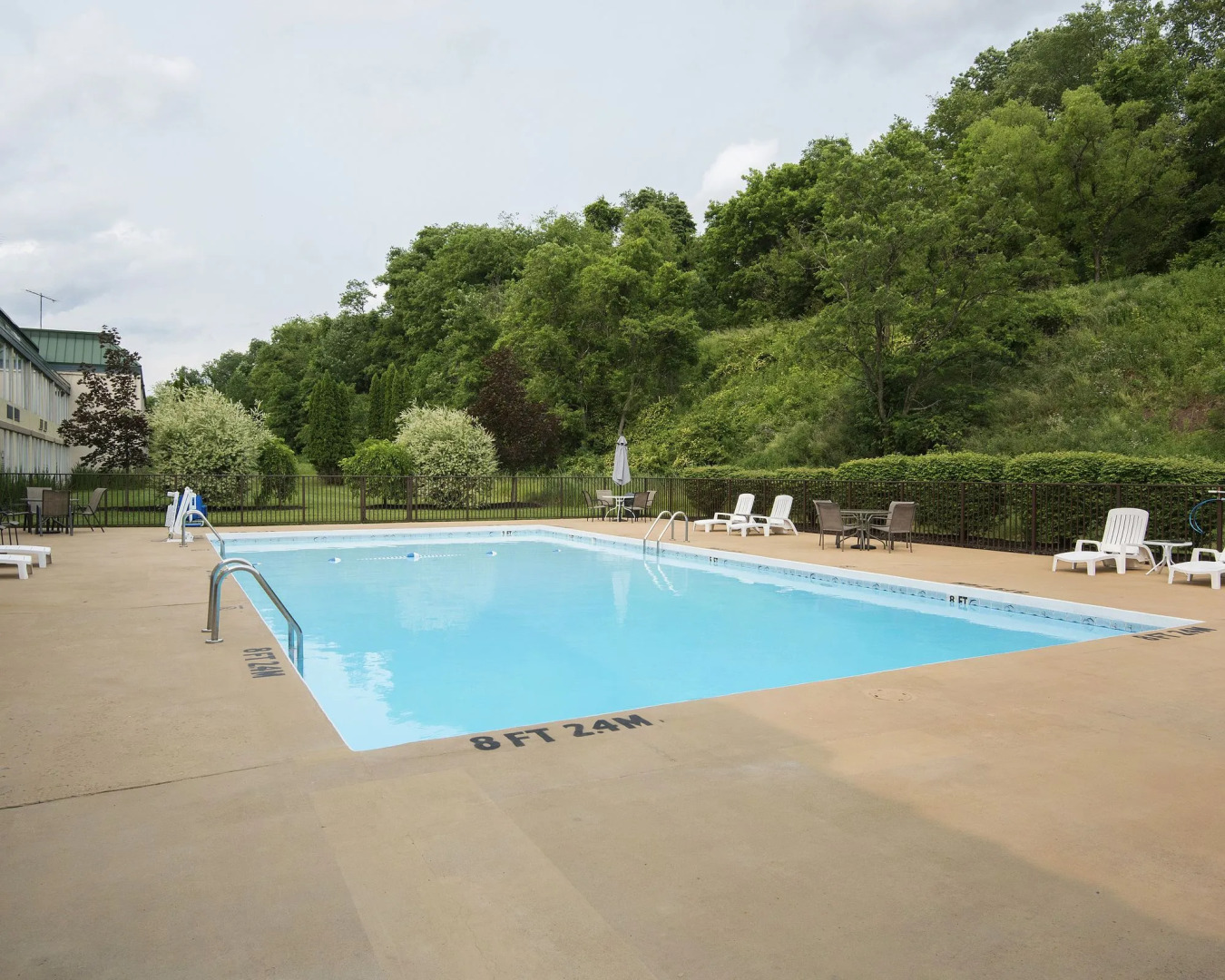 Clarion Inn Fairmont