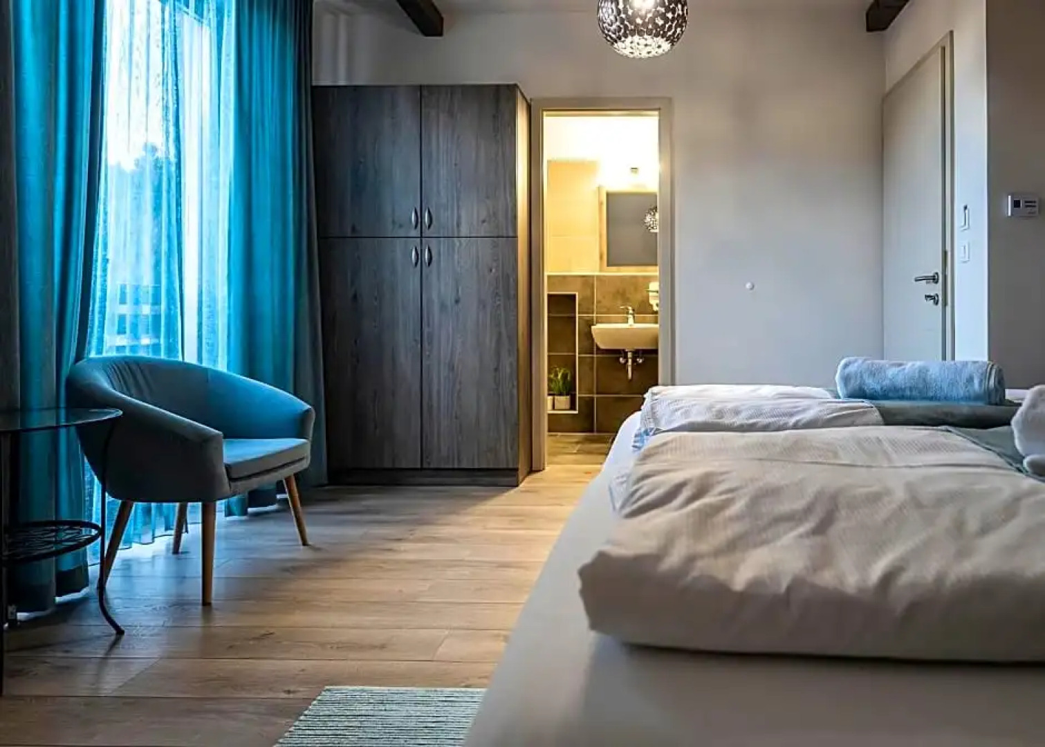 Dreko Panzió és Borbisztró