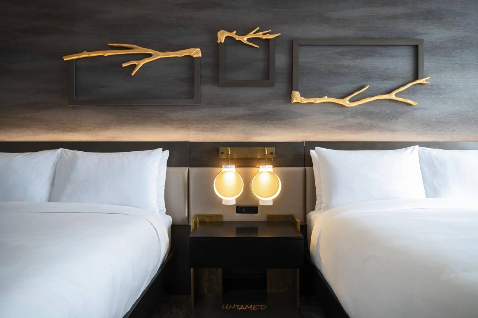 Renaissance Chicago North Shore Hotel