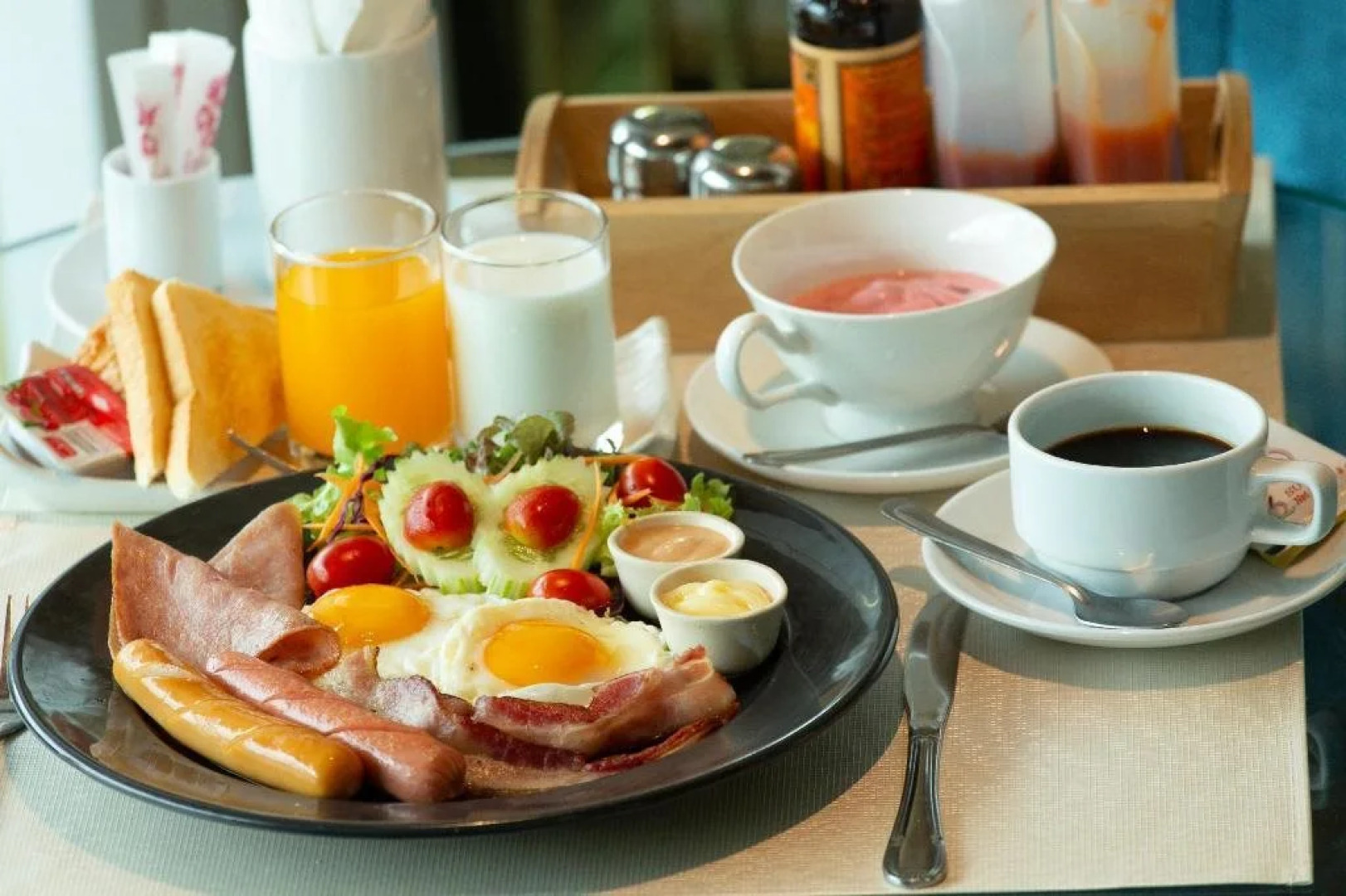 Ruean Phae Royal Park Hotel