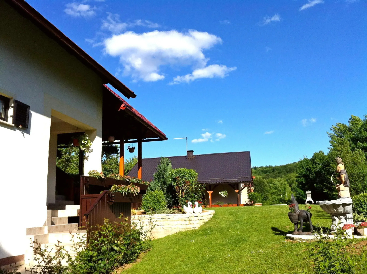 Apartments & Rooms Renata