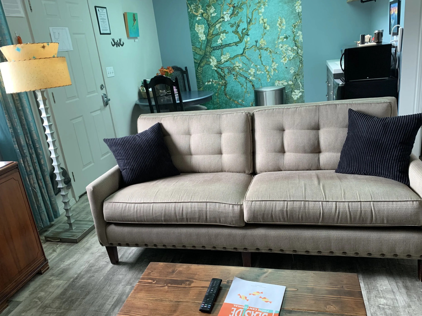 The Starry Night Inn