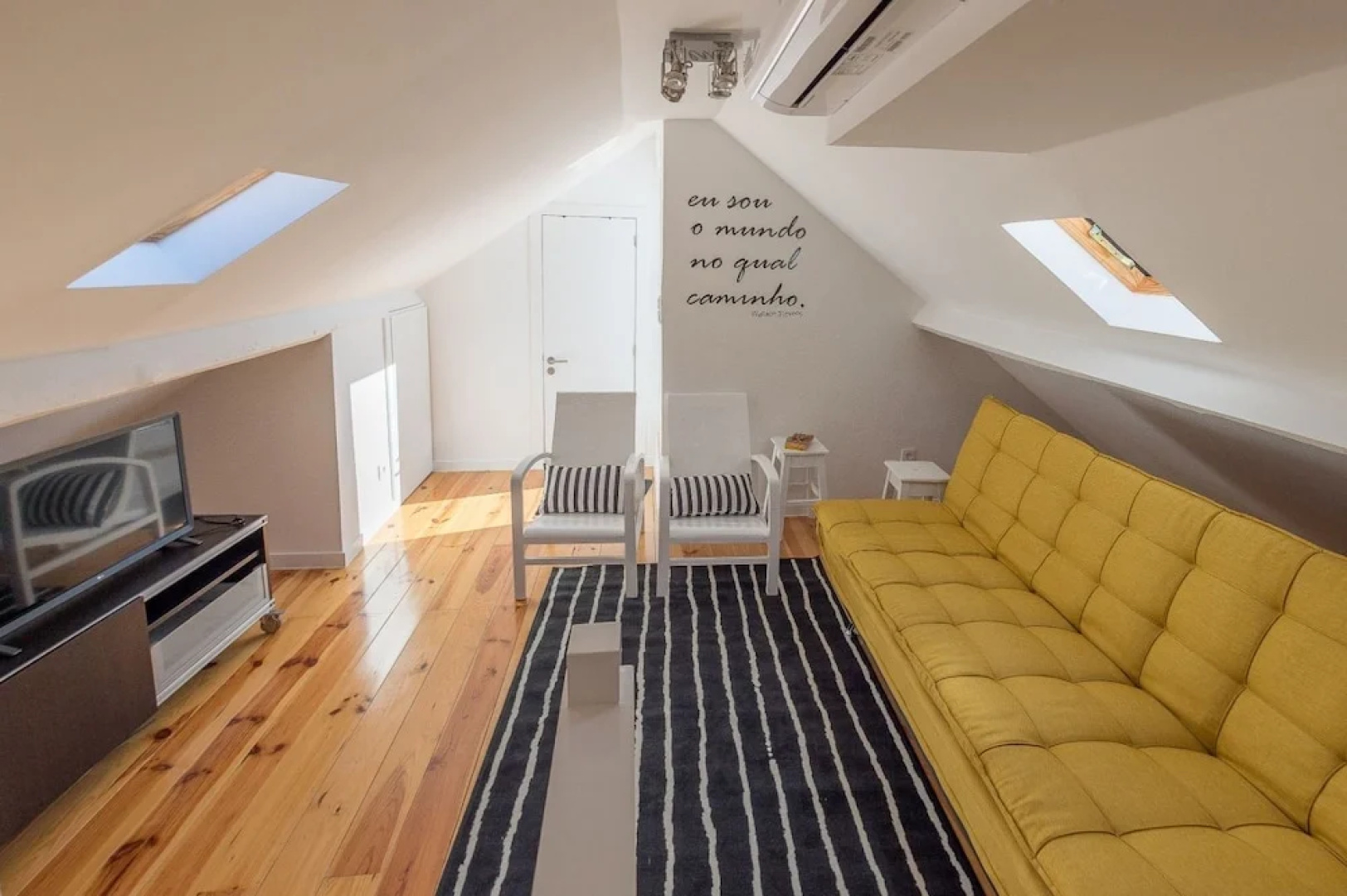 Vieira Apartments IV