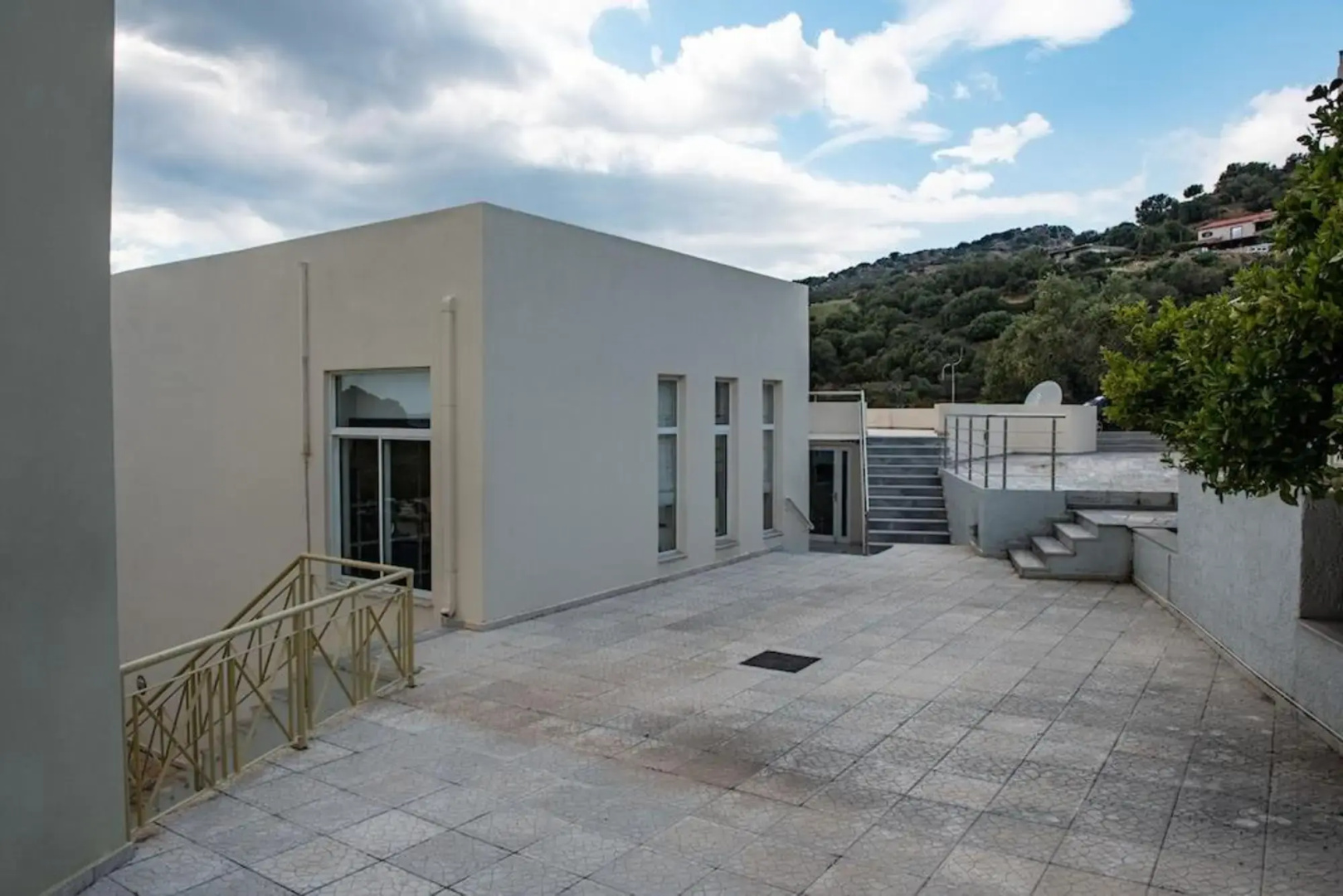 Polyrizos Hotel