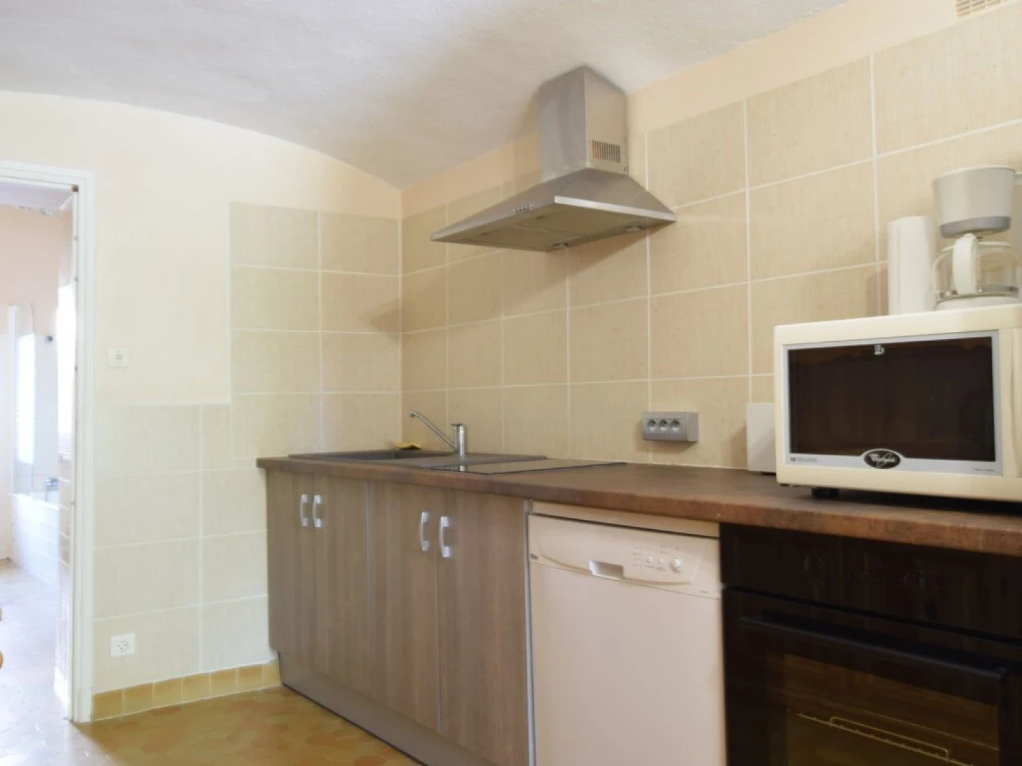 Nice Apartment in a Unique Location Near the Village of La Garde-adhémar