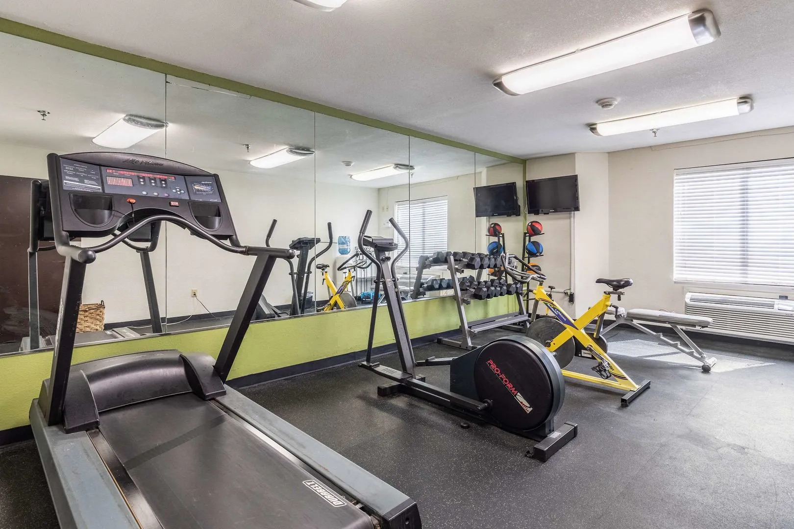 Quality Inn Memphis Northeast near I-40