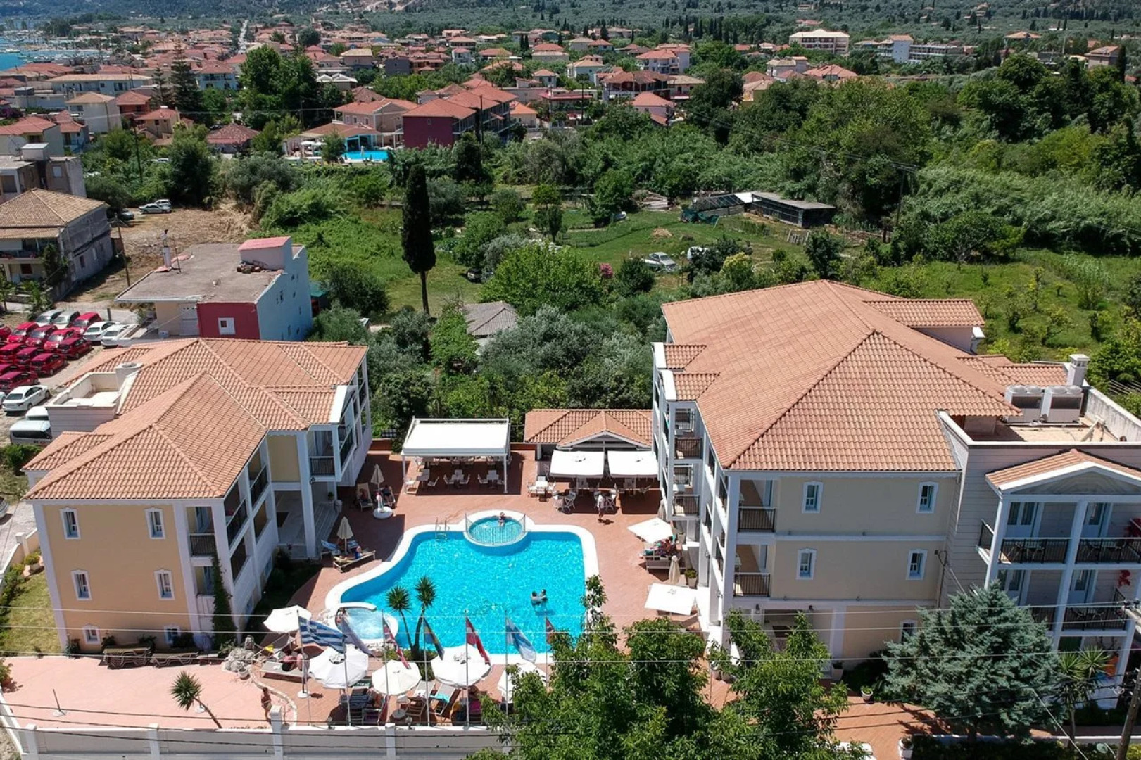 Royal Nidri Hotel & Apartments