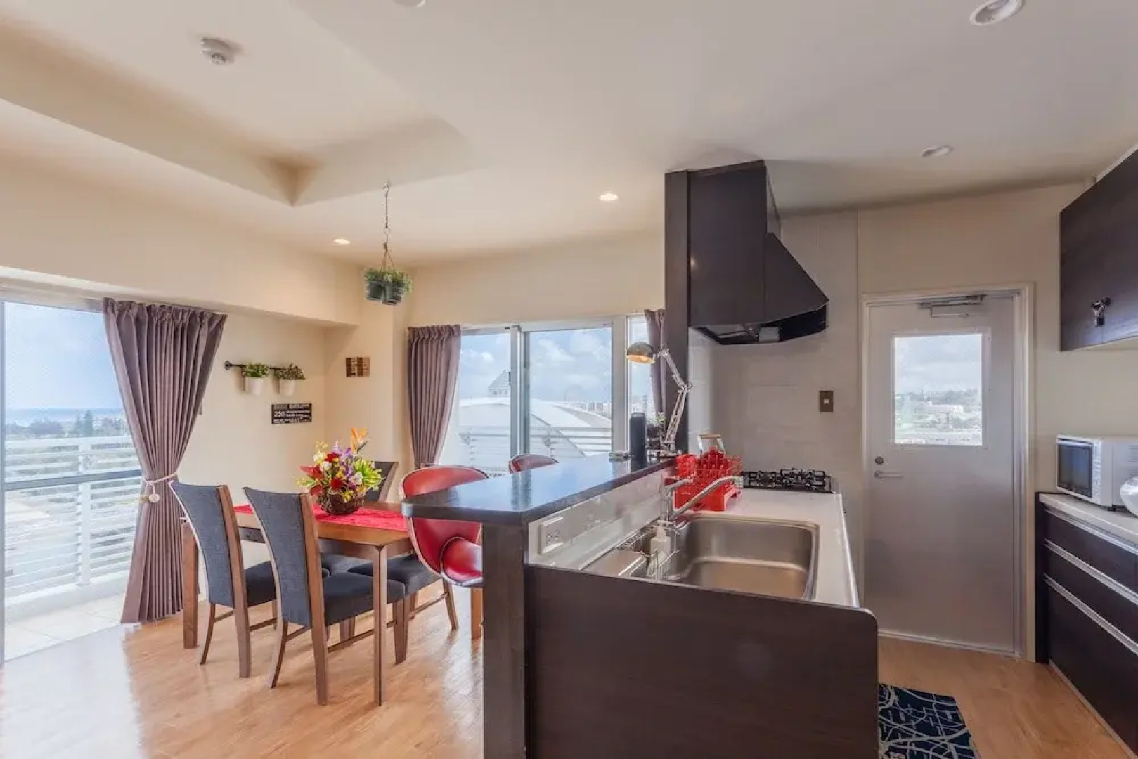 Kariyushi Condominium Resort Chatan ARAHA BLUE RESORT