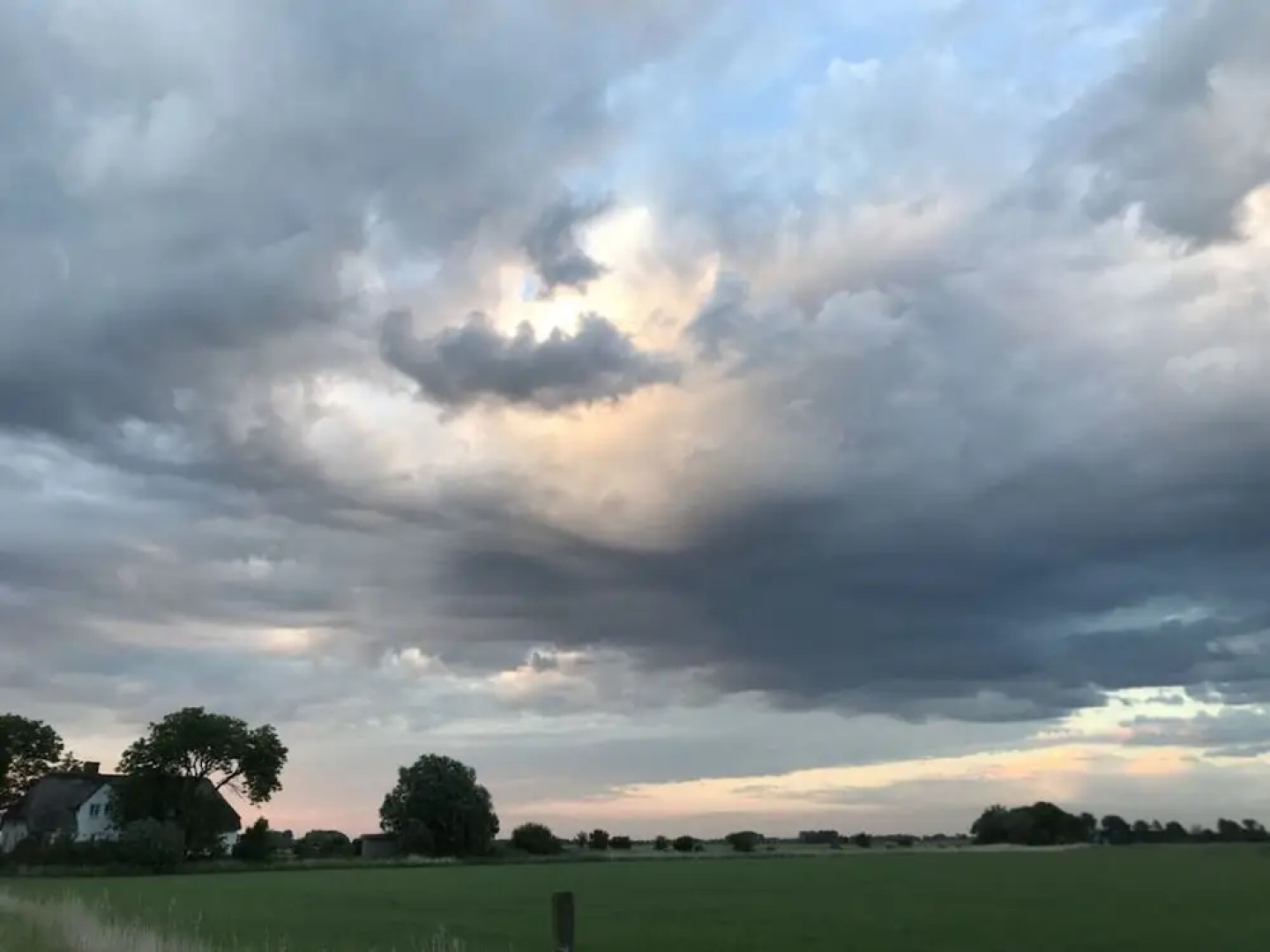 Poppenbull Thatched House
