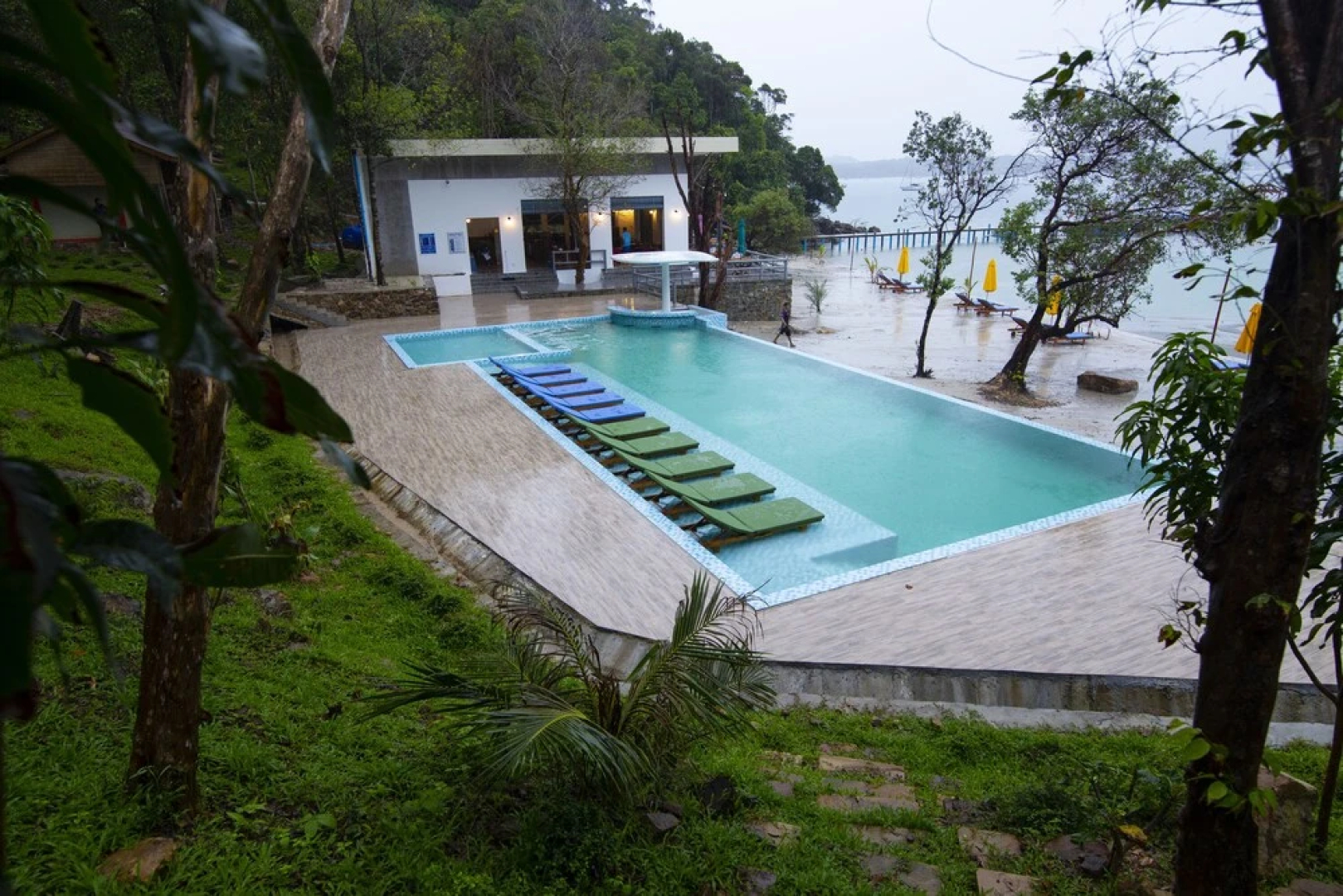 Pearl Beach Resort & Spa