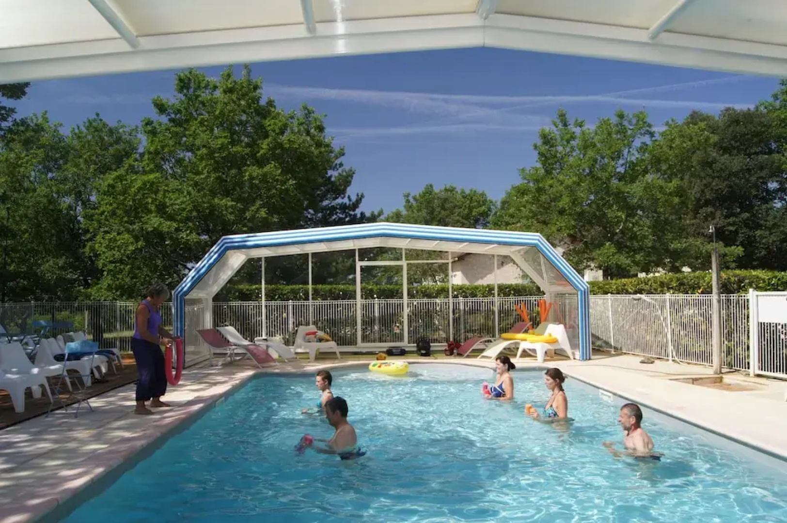 In the Country Side, Near Sarlat, Cottage With Indoor Heated Swimming Pool