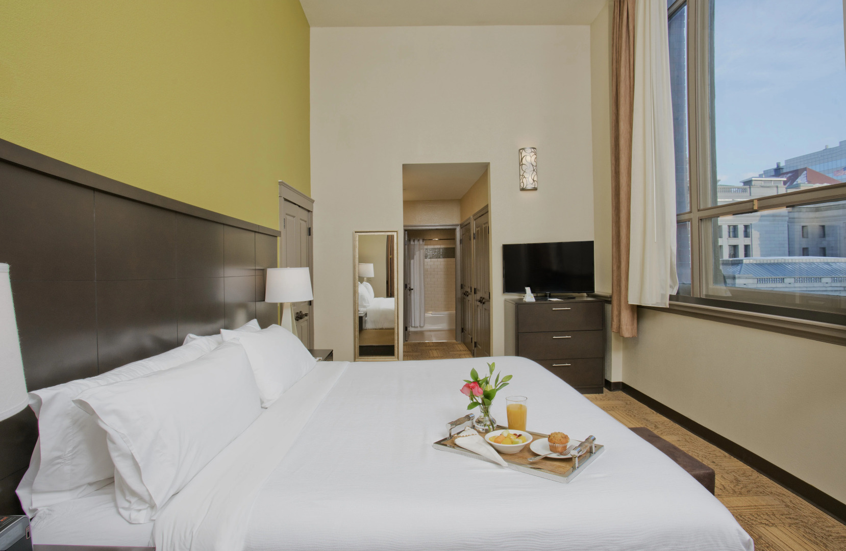 Staybridge Suites Baltimore - Inner Harbor by IHG