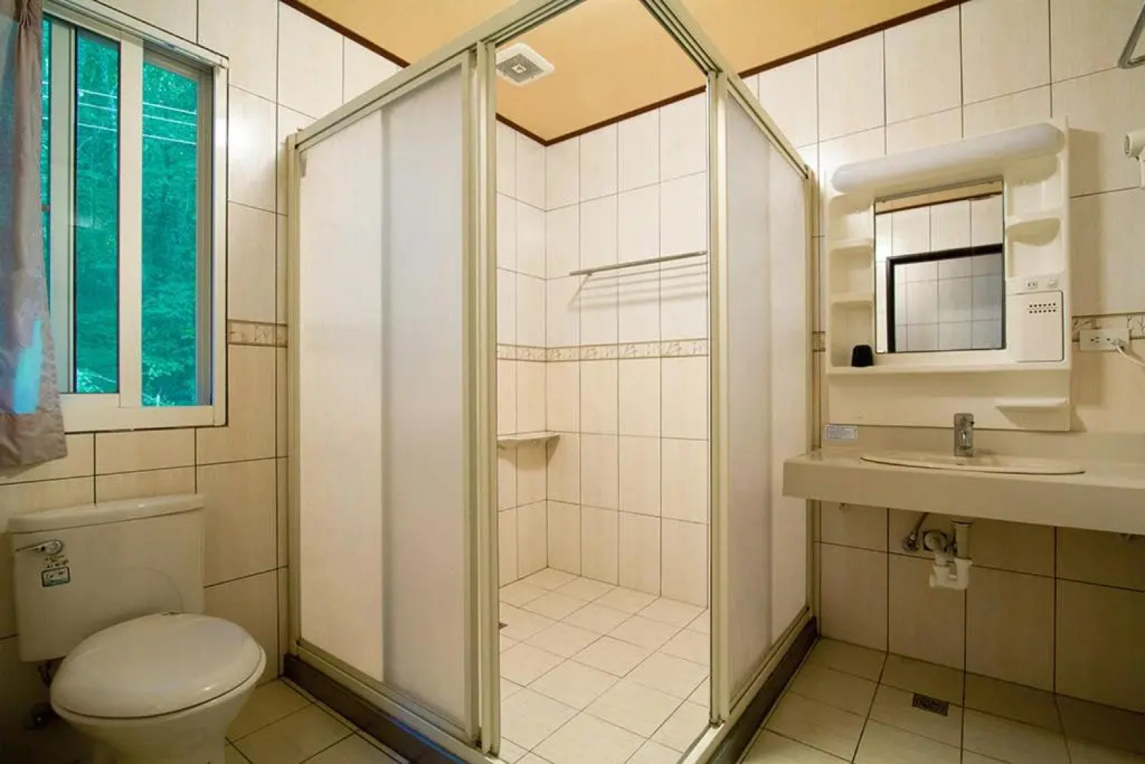 Rong Yuan Gu Homestay