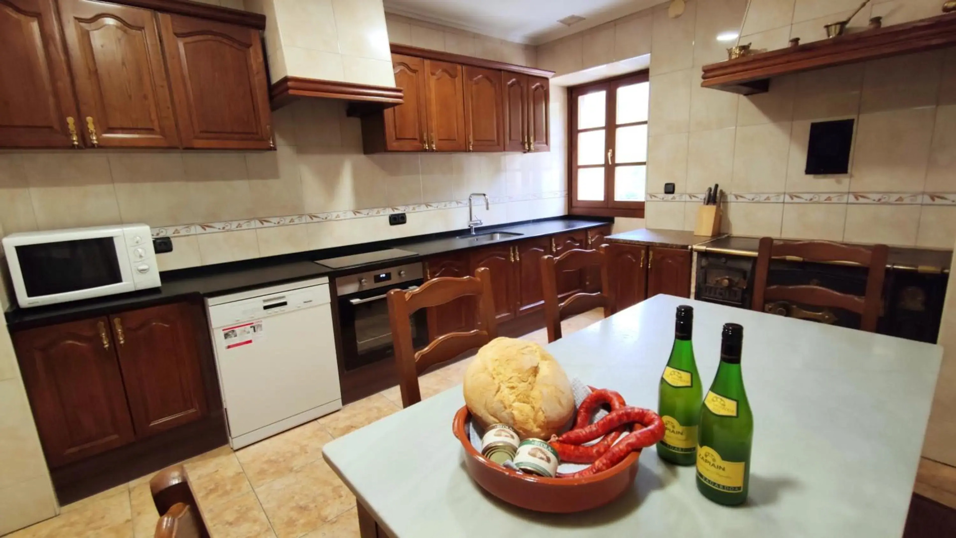 Casa Rural Betraunea