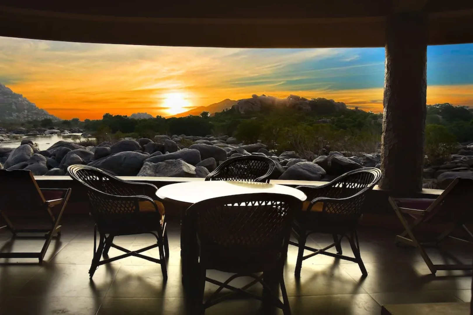 Hampis Boulders Resort