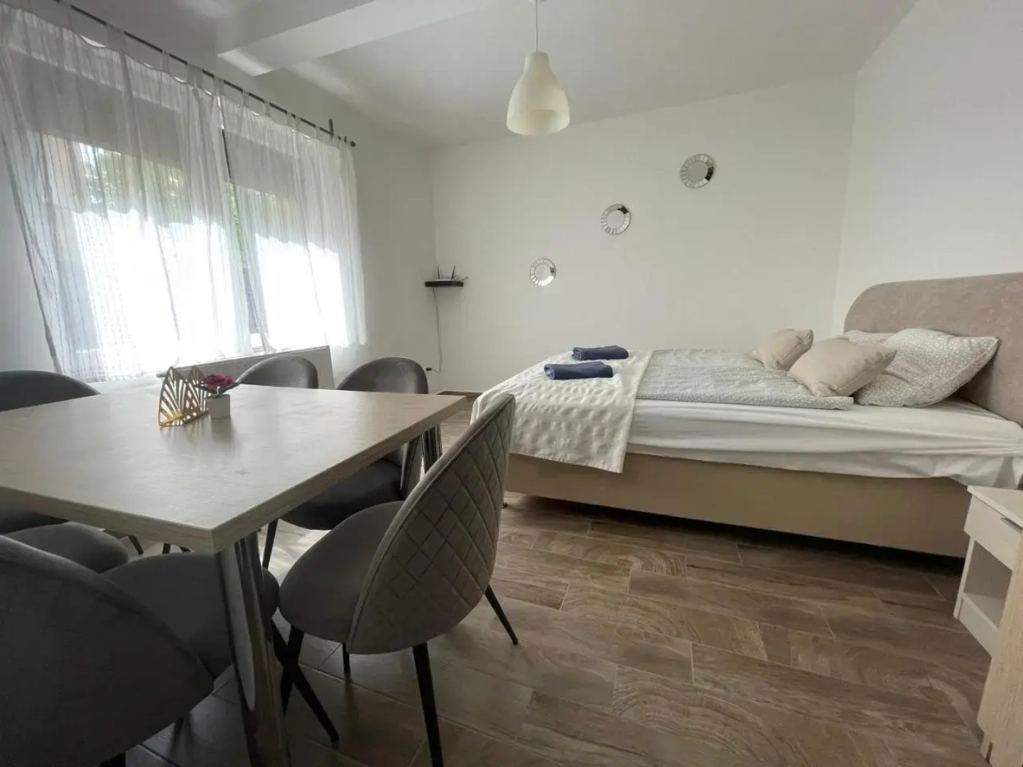 Smeraldo Kastely Szallo