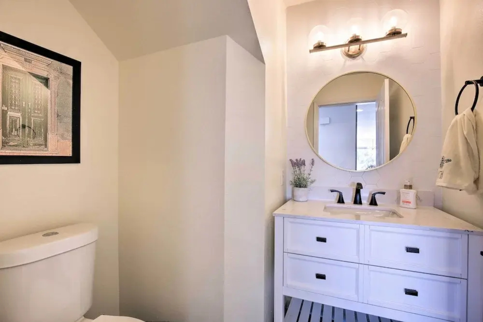 Upscale Palm Desert Oasis w/ BBQ - Near Golf!