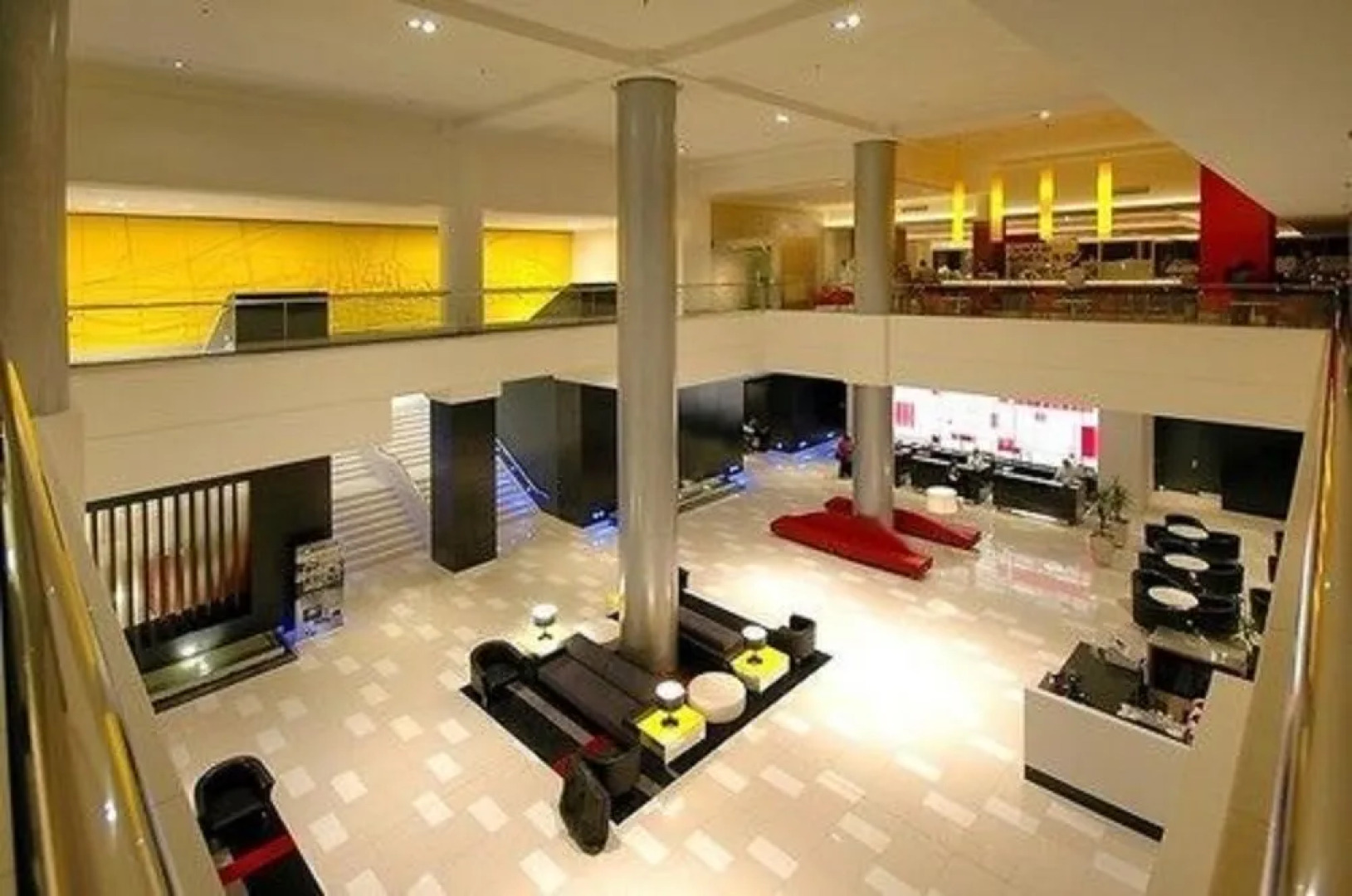 Mantra on View Hotel