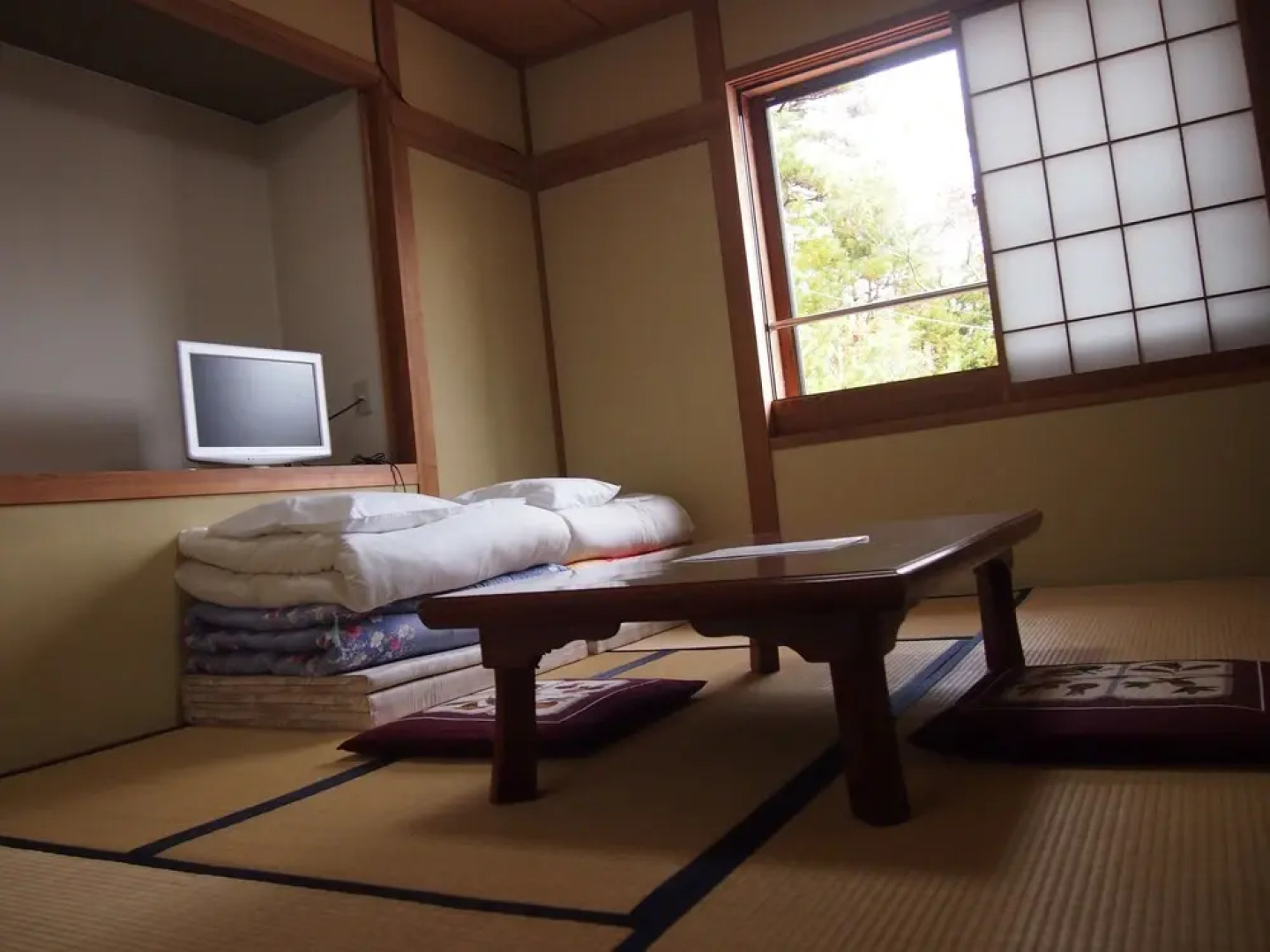 Mountain Lodge at 1,400m Hütte Jil Shirakabako