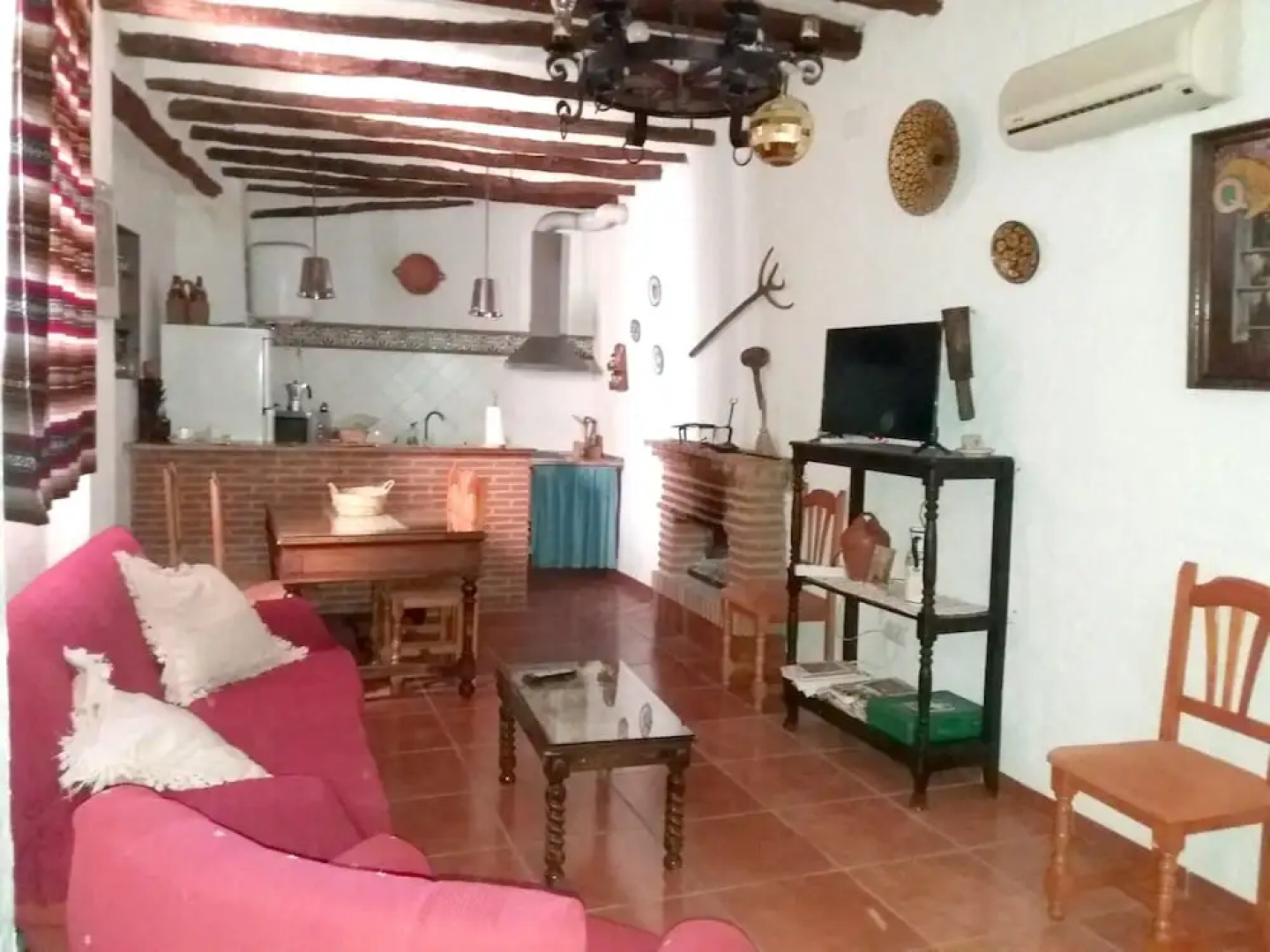 House With 6 Bedrooms in Quesada, With Balcony