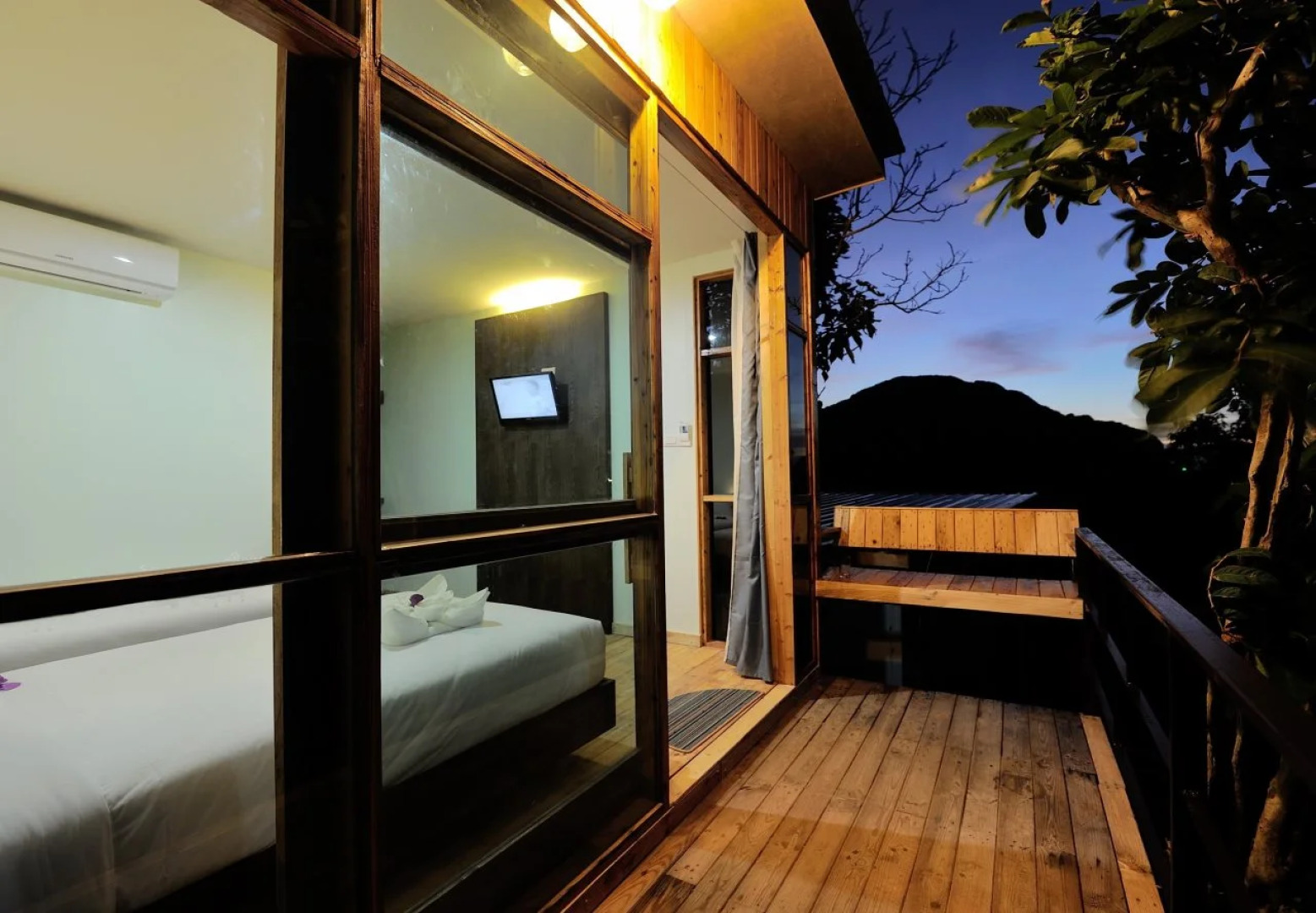 Phi Phi Sea Sky Resort