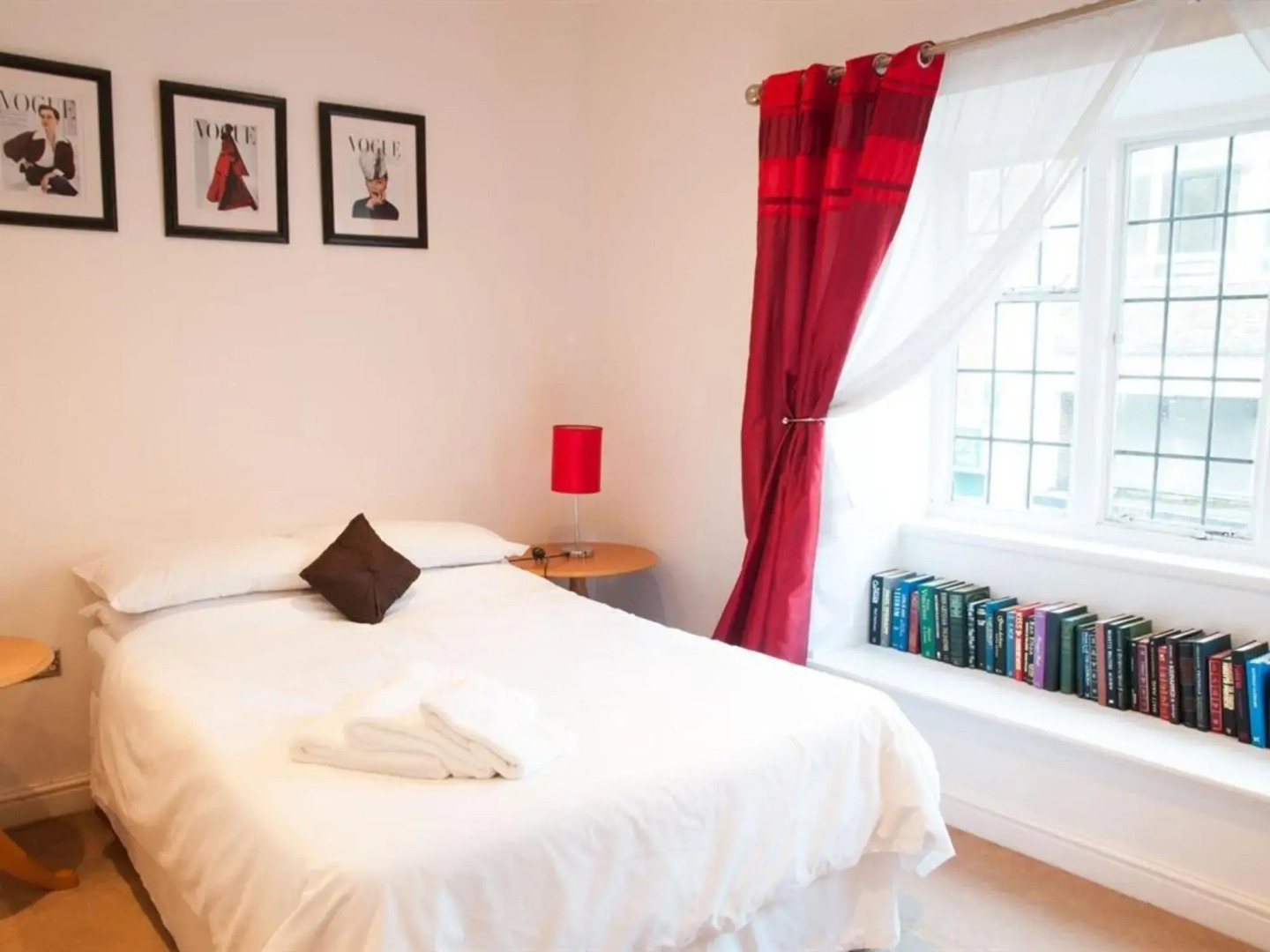 Huckleberrys Bar and Grill