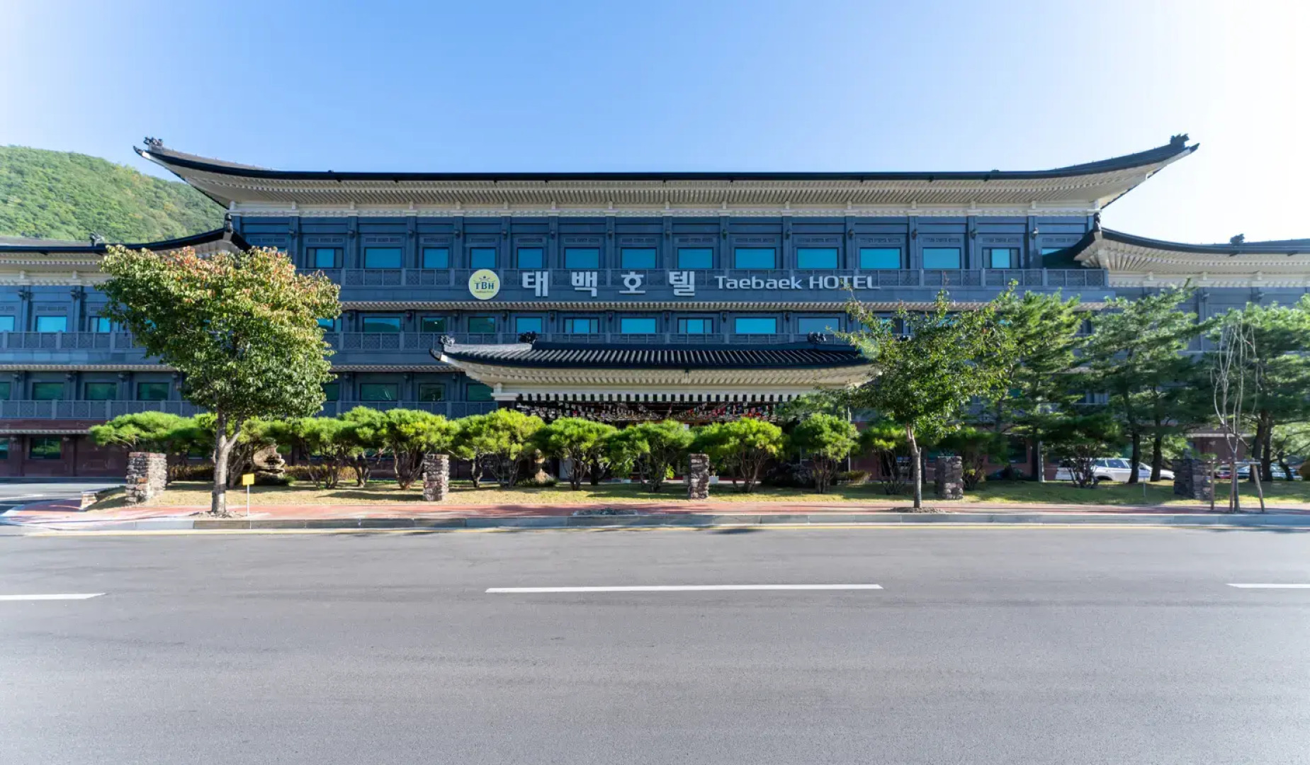 Taebaek Hotel