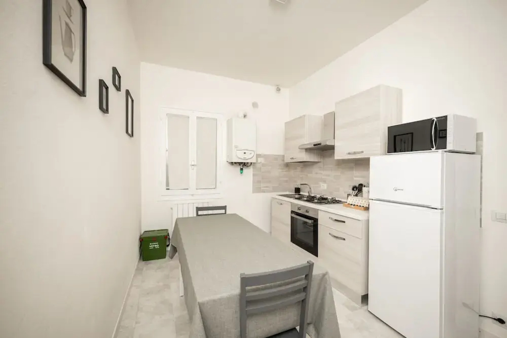 Ca' Pico Netflix, Wi-fi & Parking, Mirandola, IT