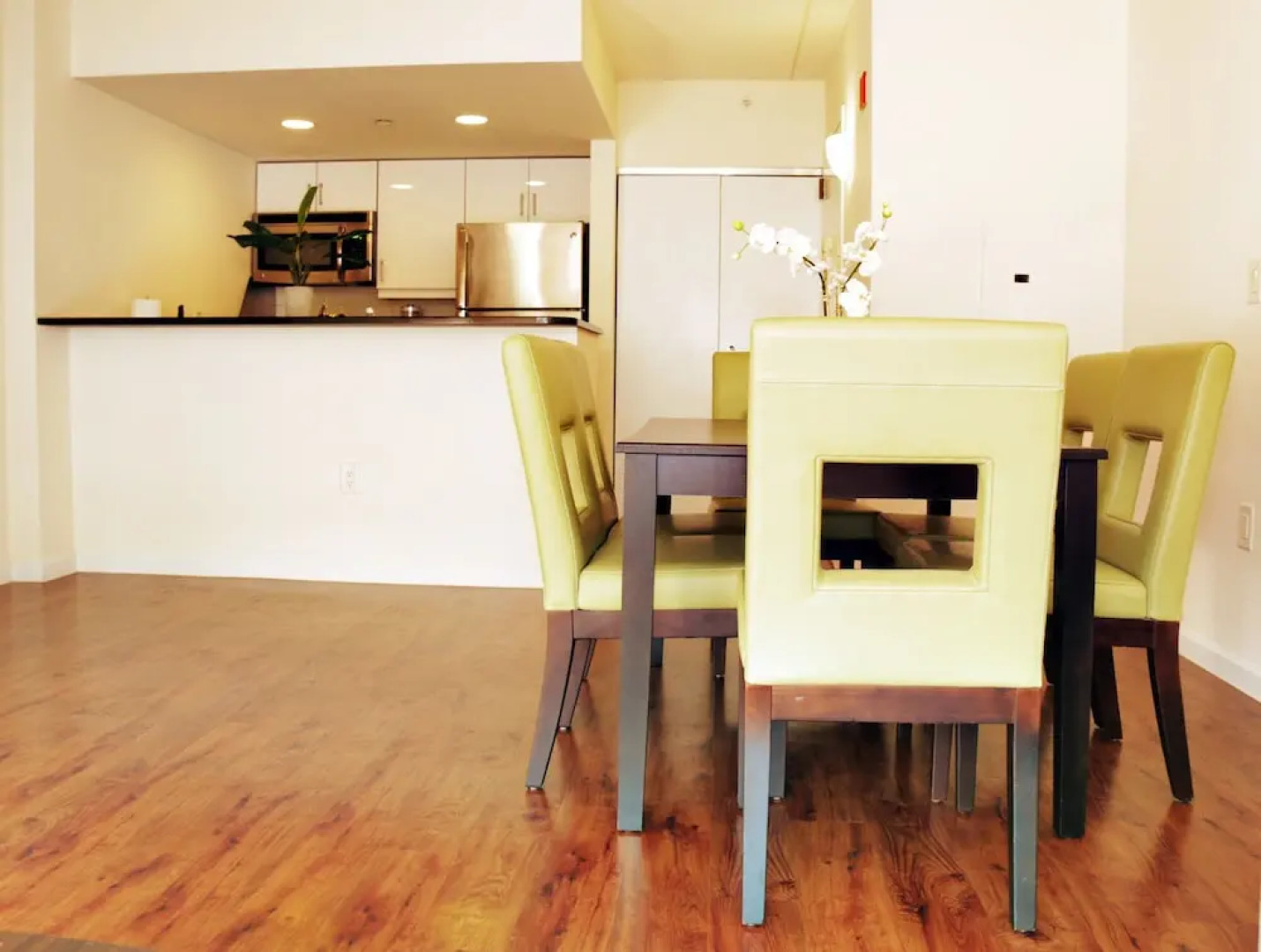 BellaView Suites at CityPlace