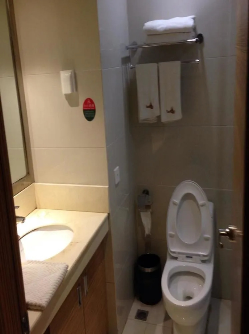 Xishuangbanna Harbour Side International Hotel