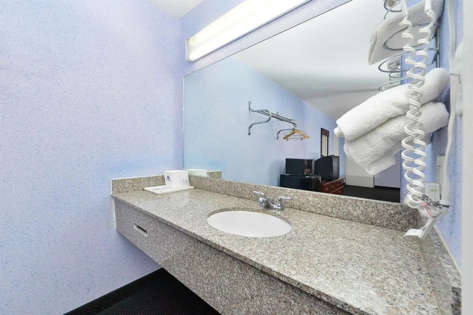 Americas Best Value Inn and Suites Knoxville