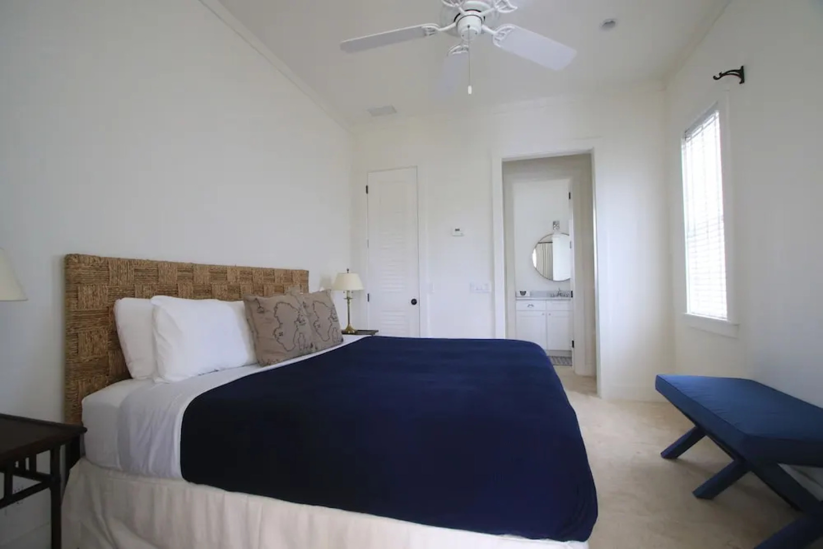 The Sandpiper Inn & Cottages