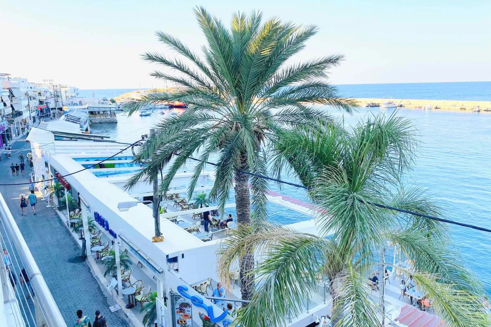 Kassavetis Apartments