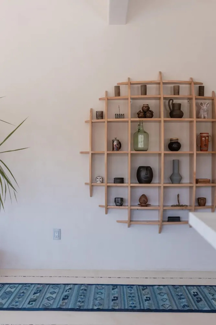 Casa Roni by Xeno