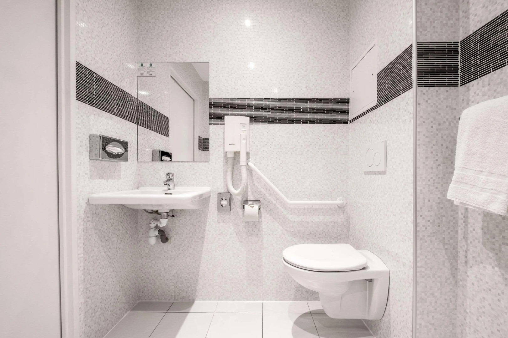 Comfort Hotel Champigny Sur Marne