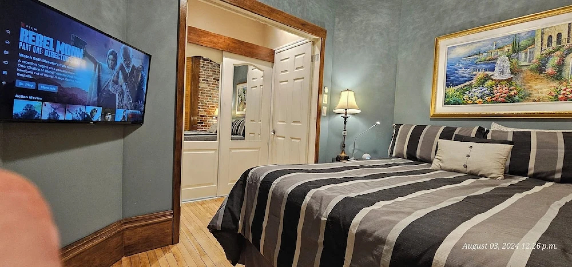 Vieux-Old Farnham Appart Condotel1