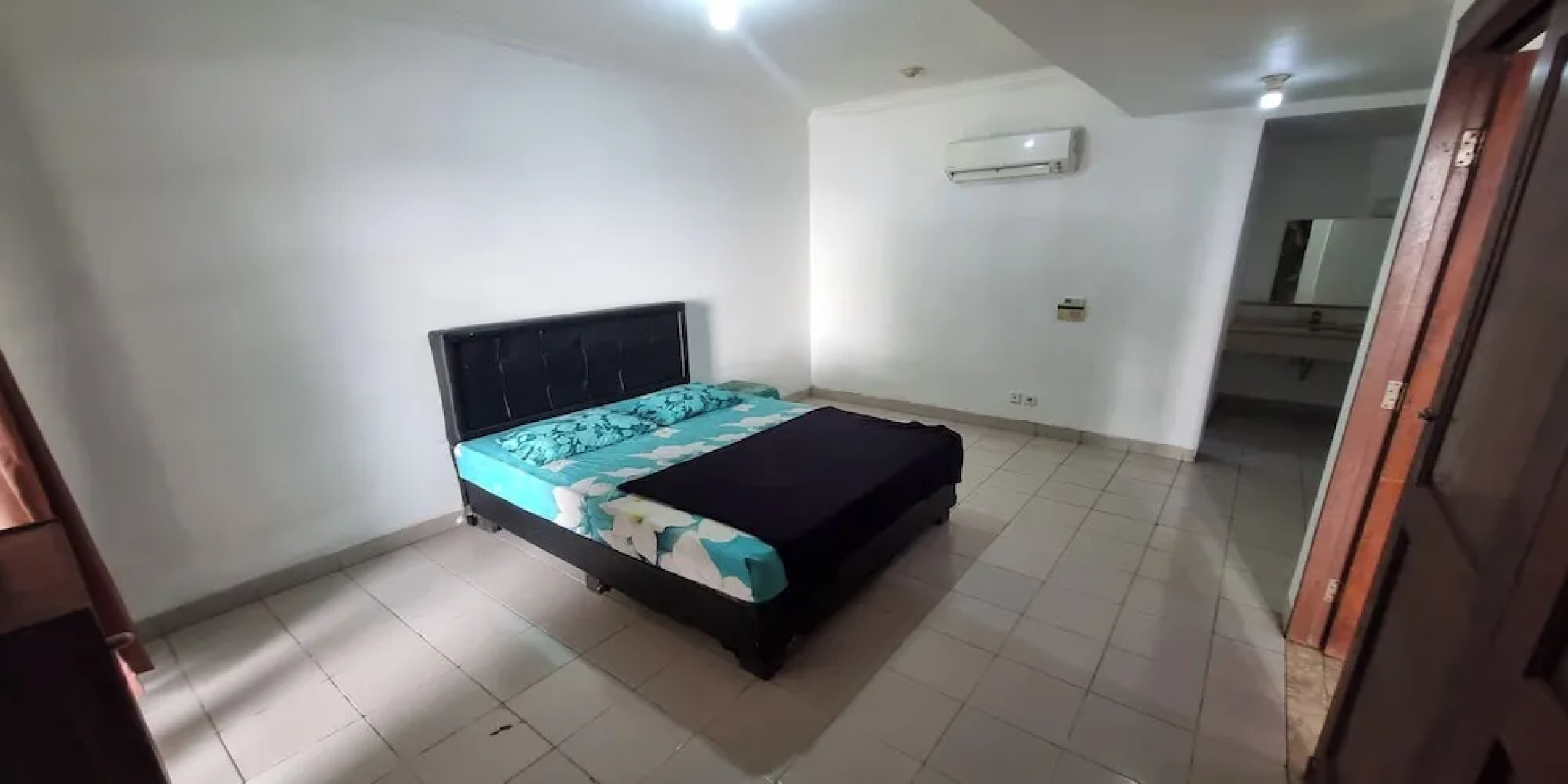 Kondominium Pantai Pasir Putih Carita