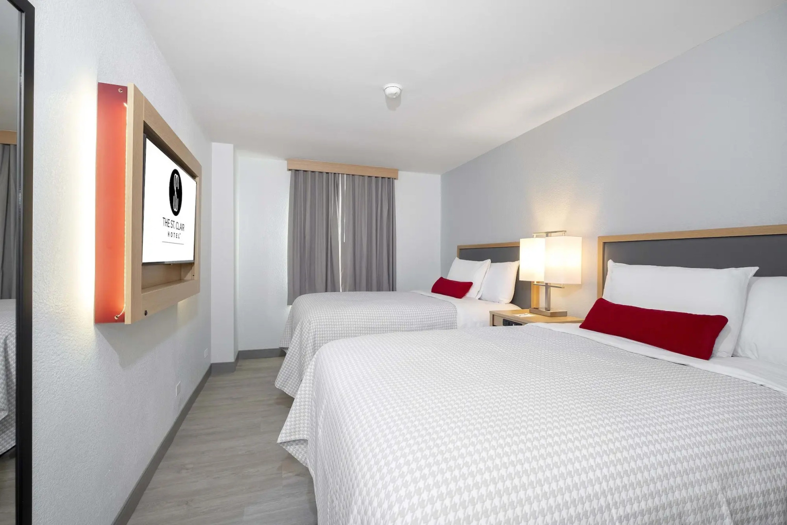 Hotel Saint Clair- Magnificent Mile