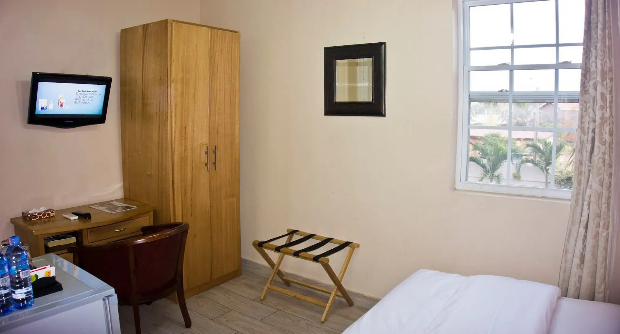 Tropical Enclave Hotel