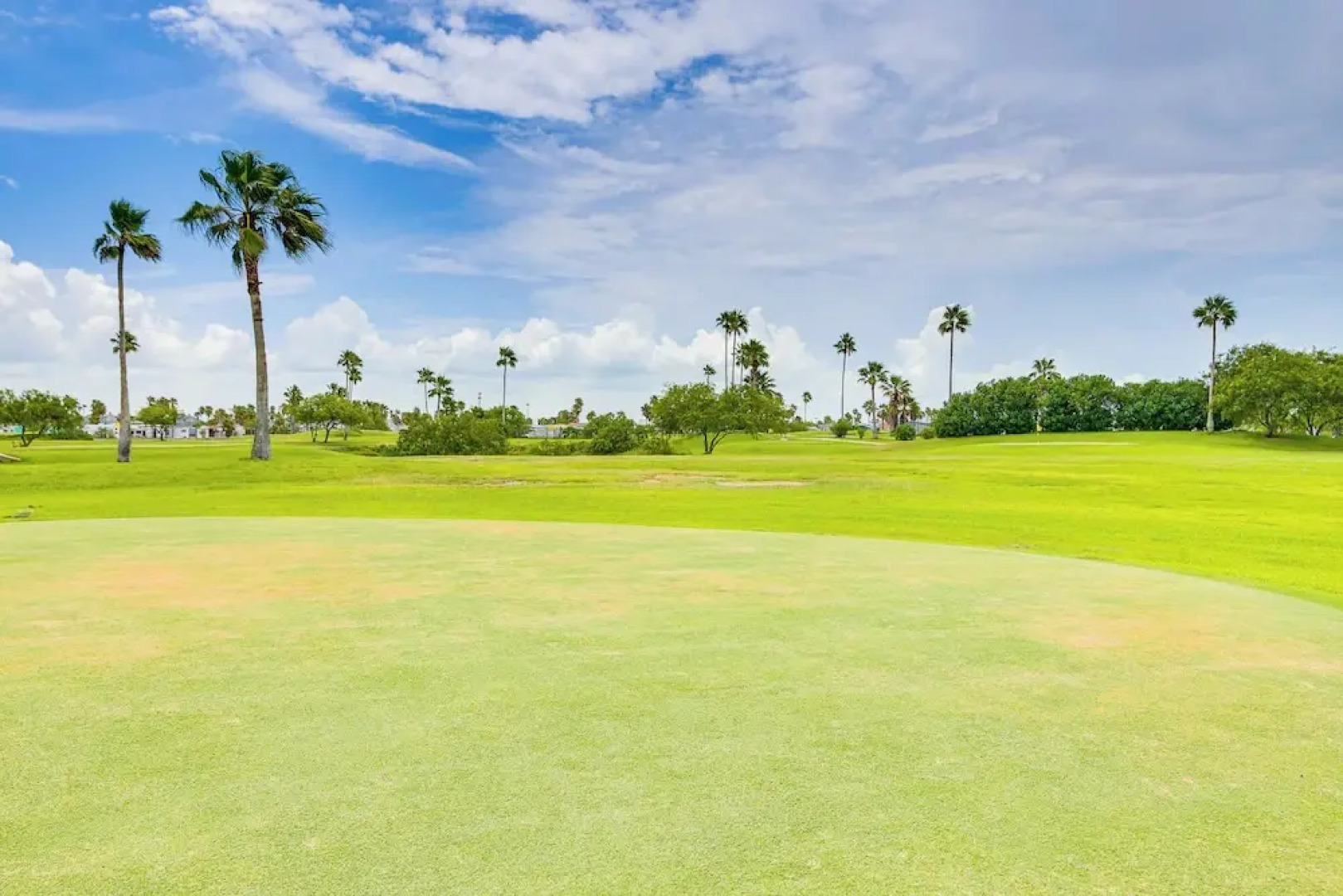 5 Mi to Beaches: Sunny Port Isabel Golf Retreat