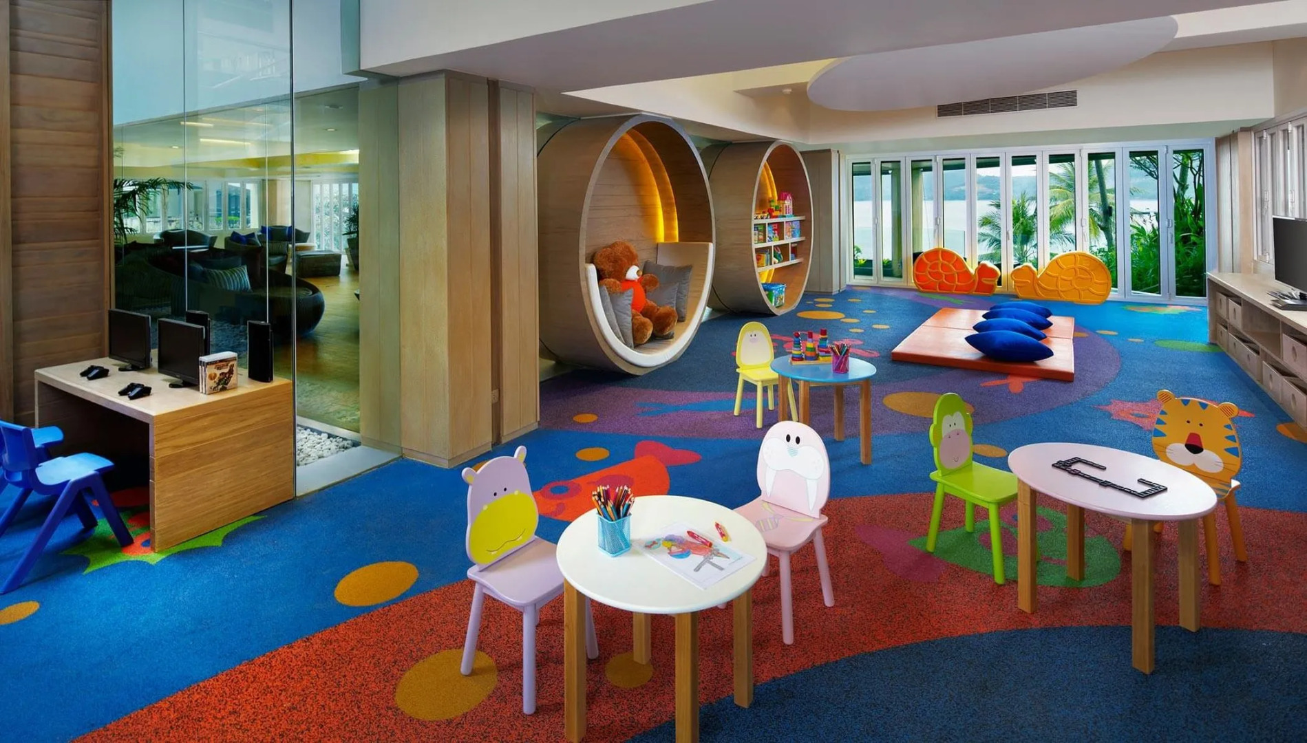 Курортный отель Amari Phuket