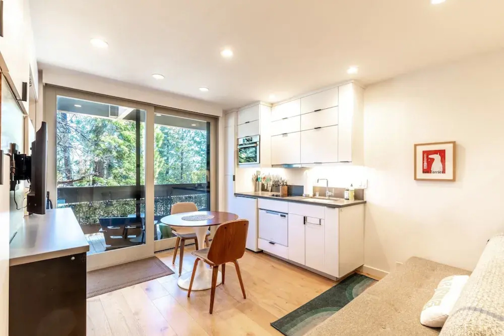 Modern Hotel-Style Studio - Timber Creek Lodge #210 by RedAwning