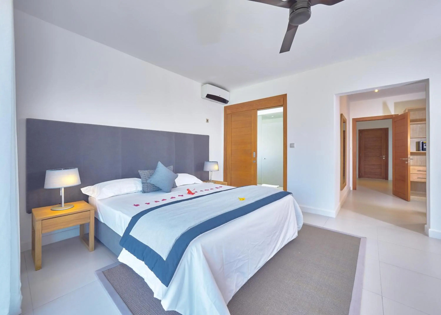 Corail Bleu Private Pool & Garden Villas with LOV