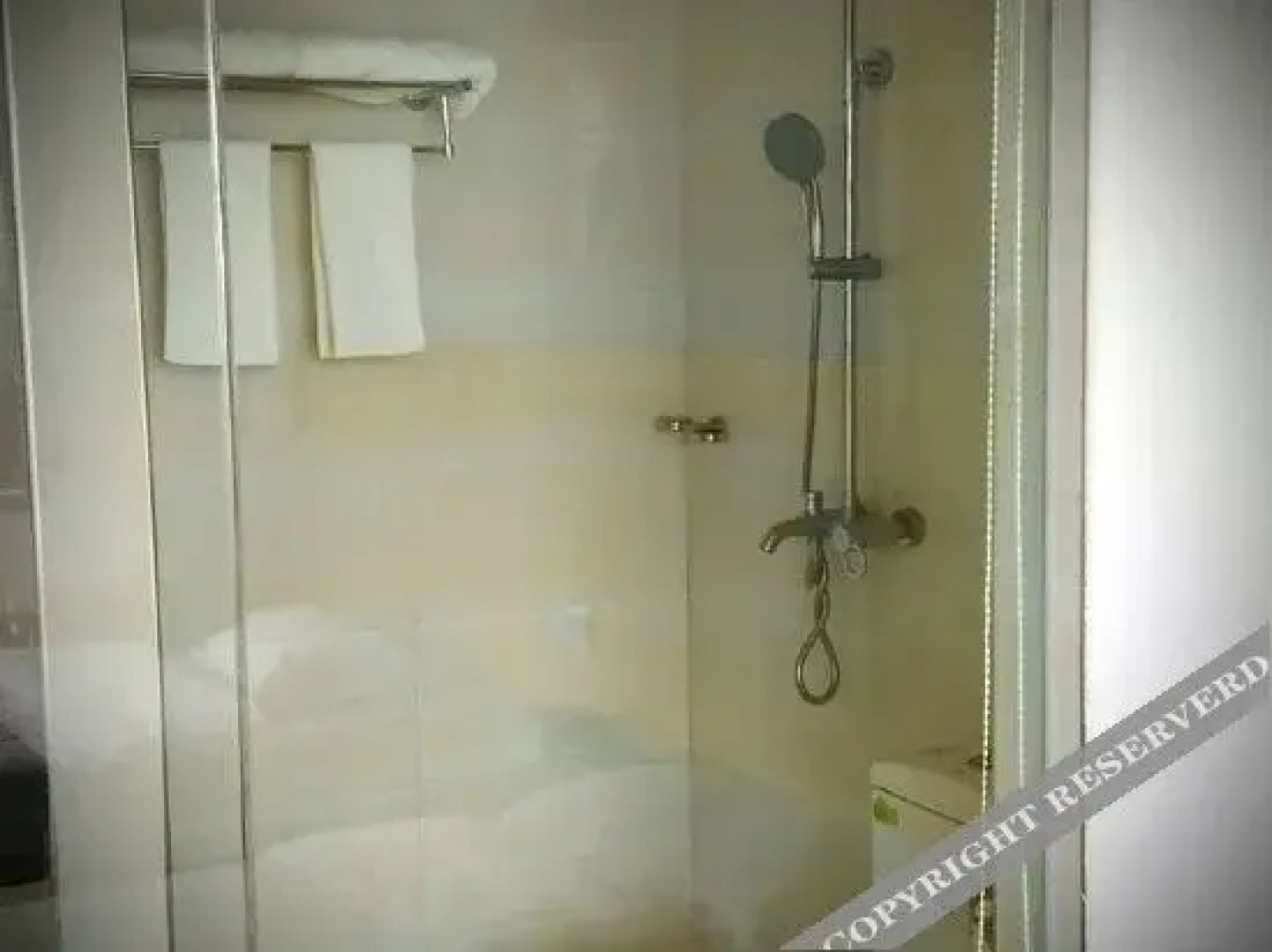 Junyi Hotel (Weizhou Island)