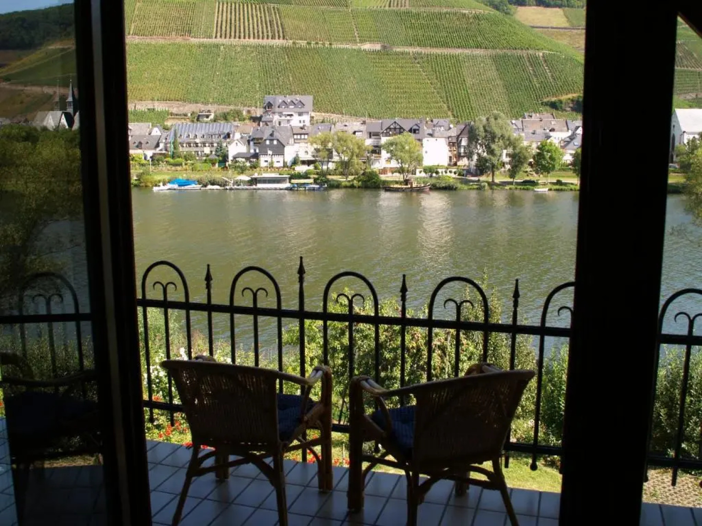 Ferienwohnung am Moselufer