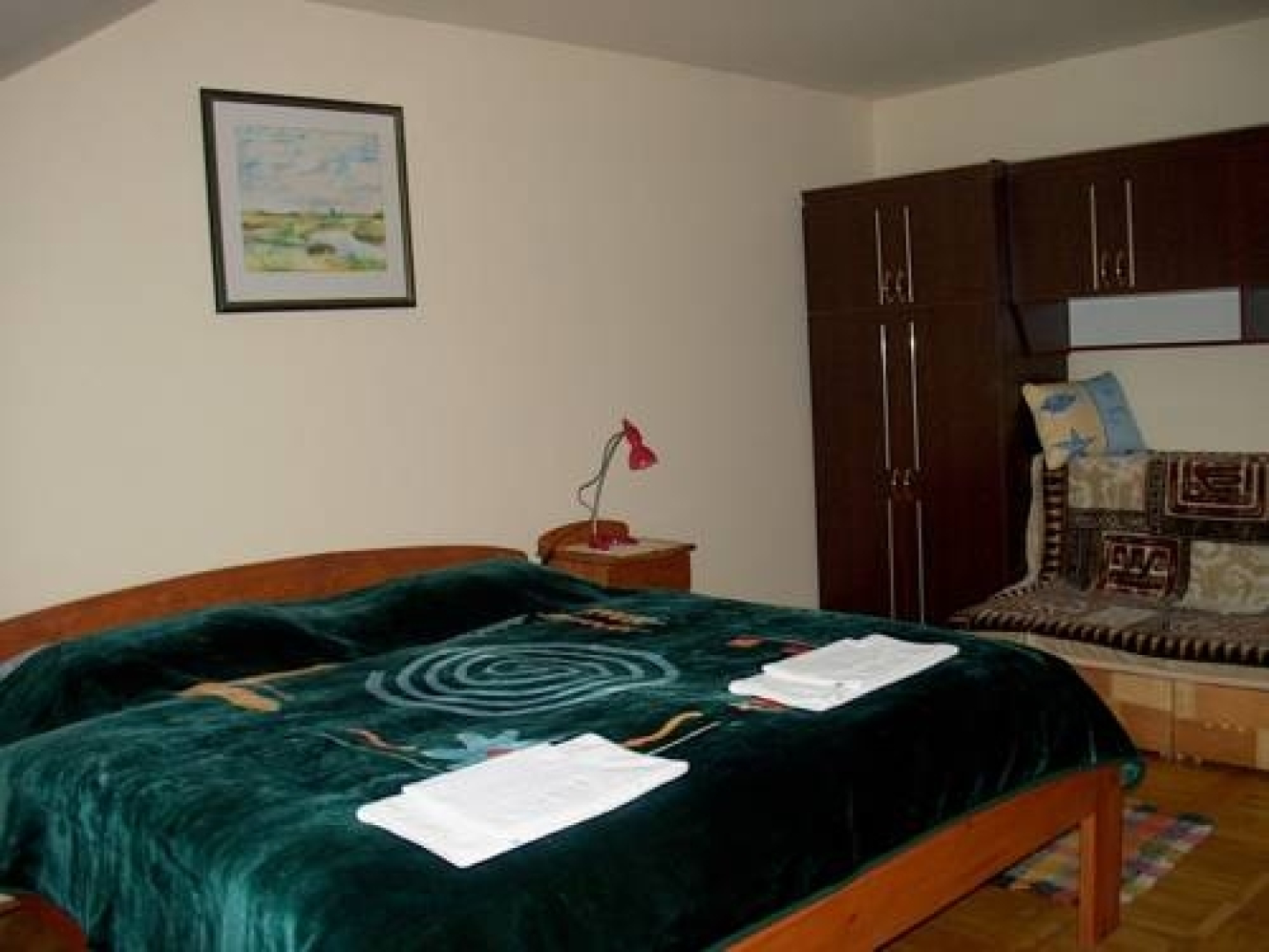 Róza Hotel és Apartmanház