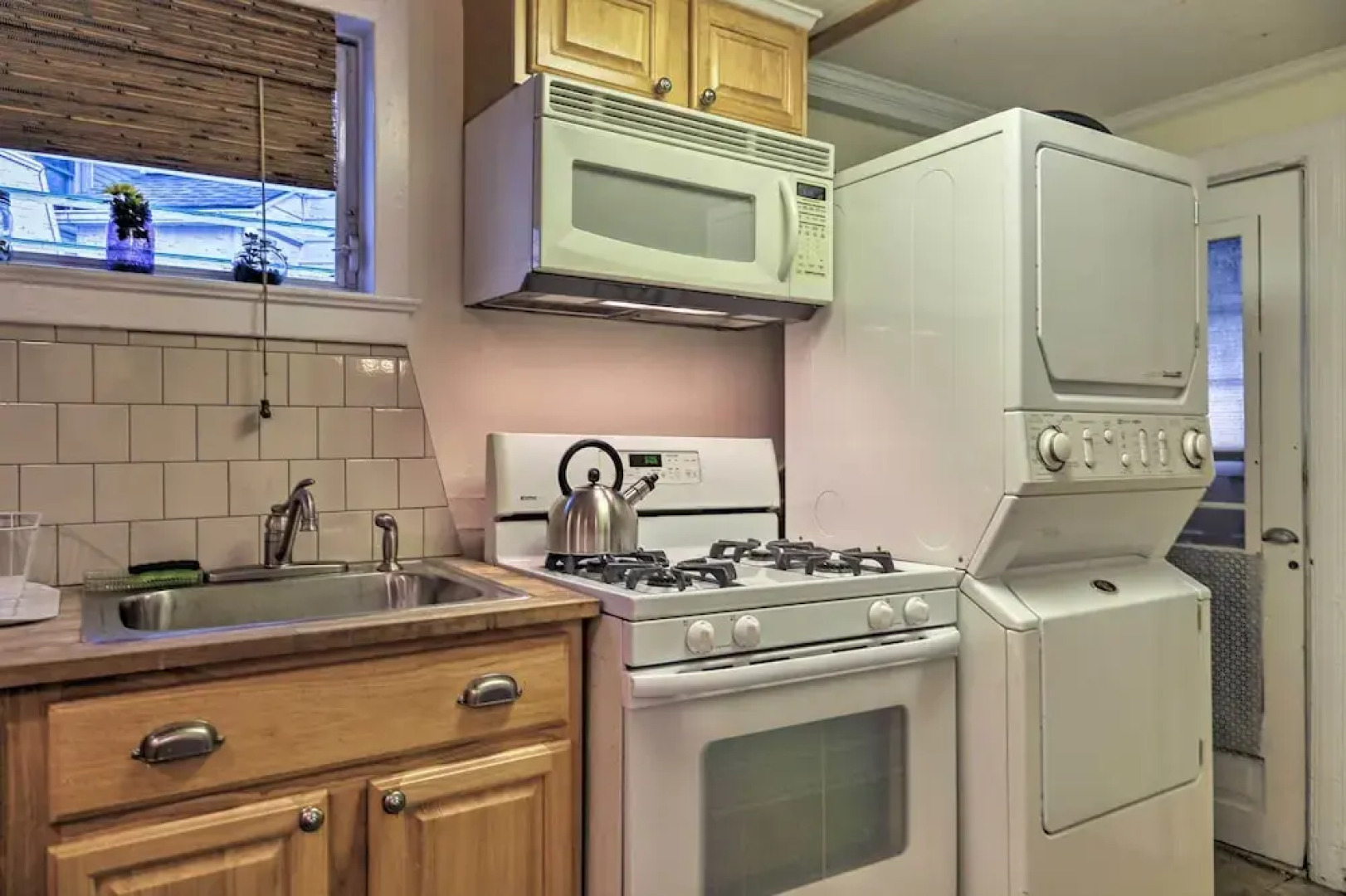 Historic Ocean Grove Home - Walk to Beach!