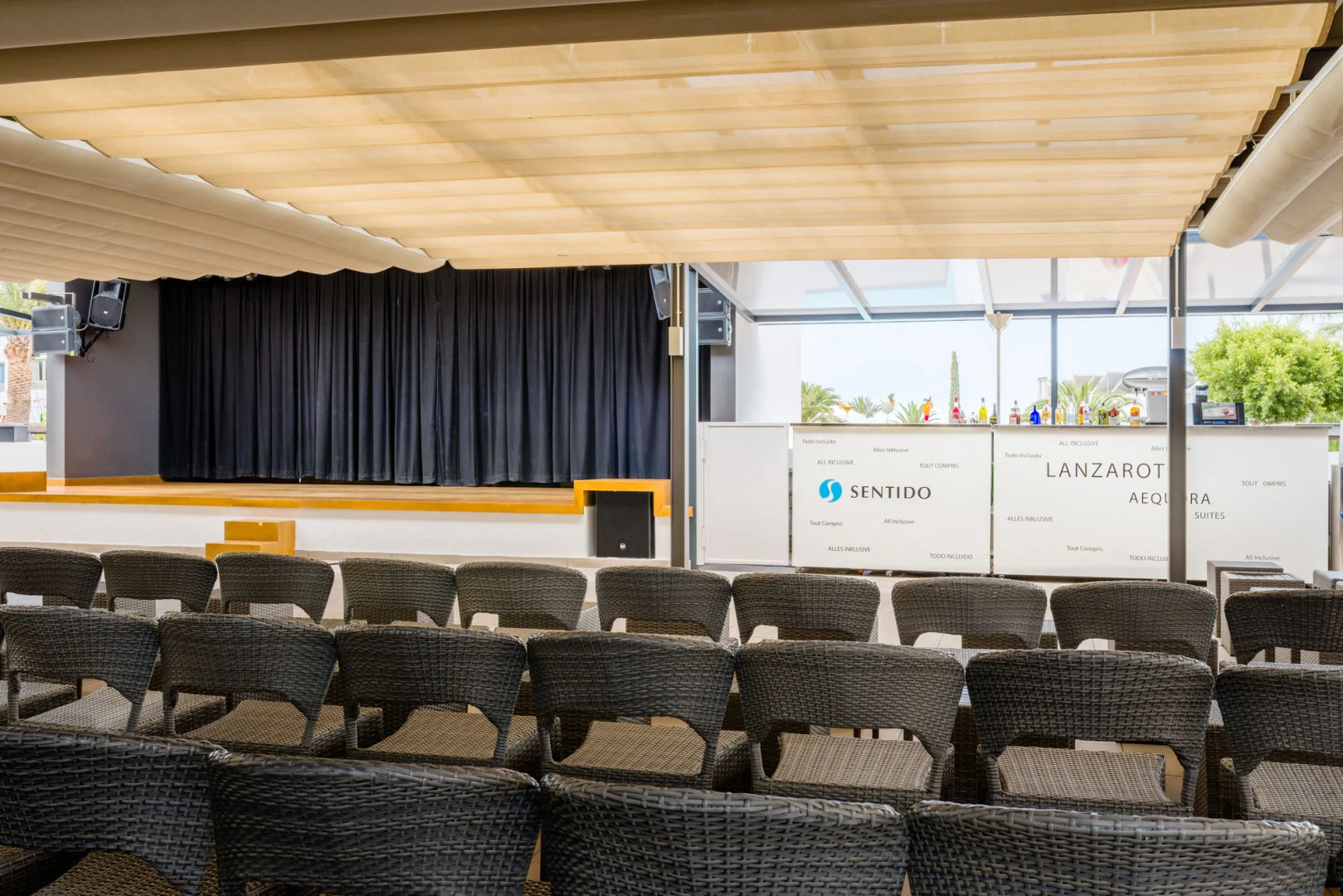 Aequora Lanzarote Suites