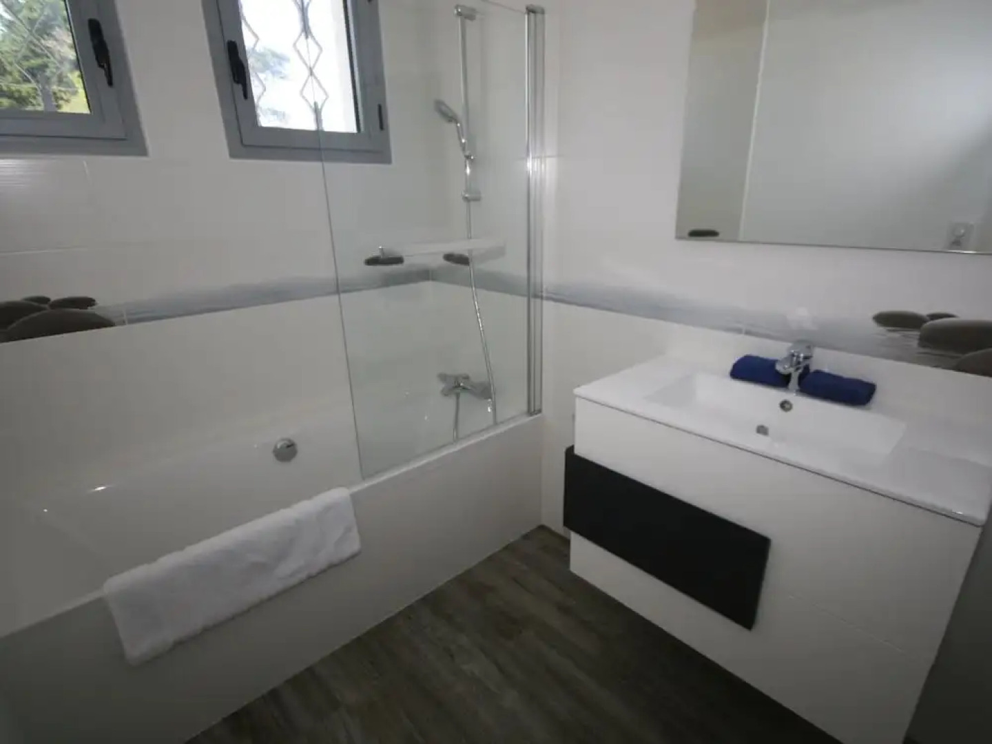 Spacious Villa With Heated Indoor Pool and Large Garden, at 8 km From the sea